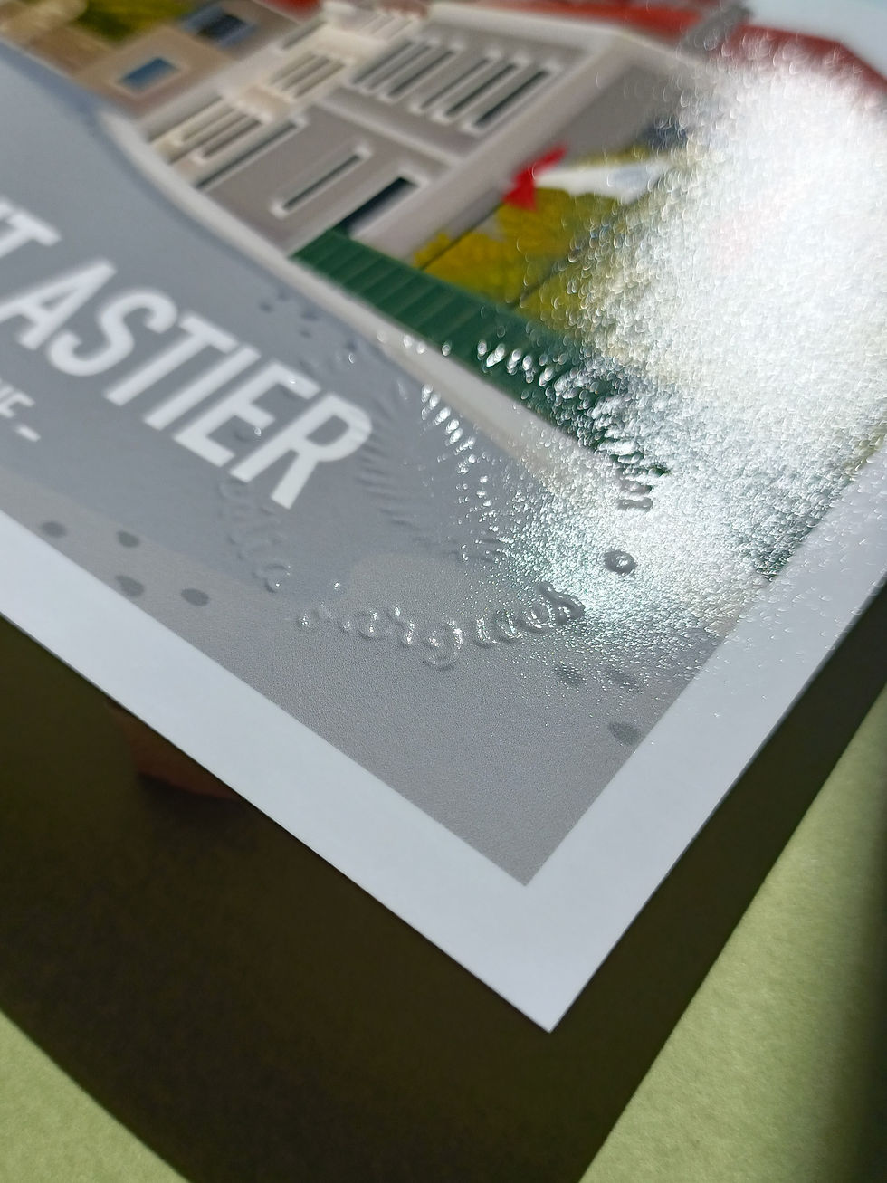 Miniature : Tampon illustration murale Saint-Astier, représentation de la vue sur le pont et l'église par Atelier Vert Sapin