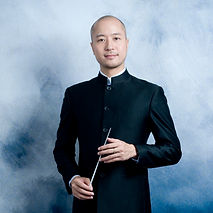 4.2.2 Conductor Photo - 鼎艺团《乐无垠》 - Dong
