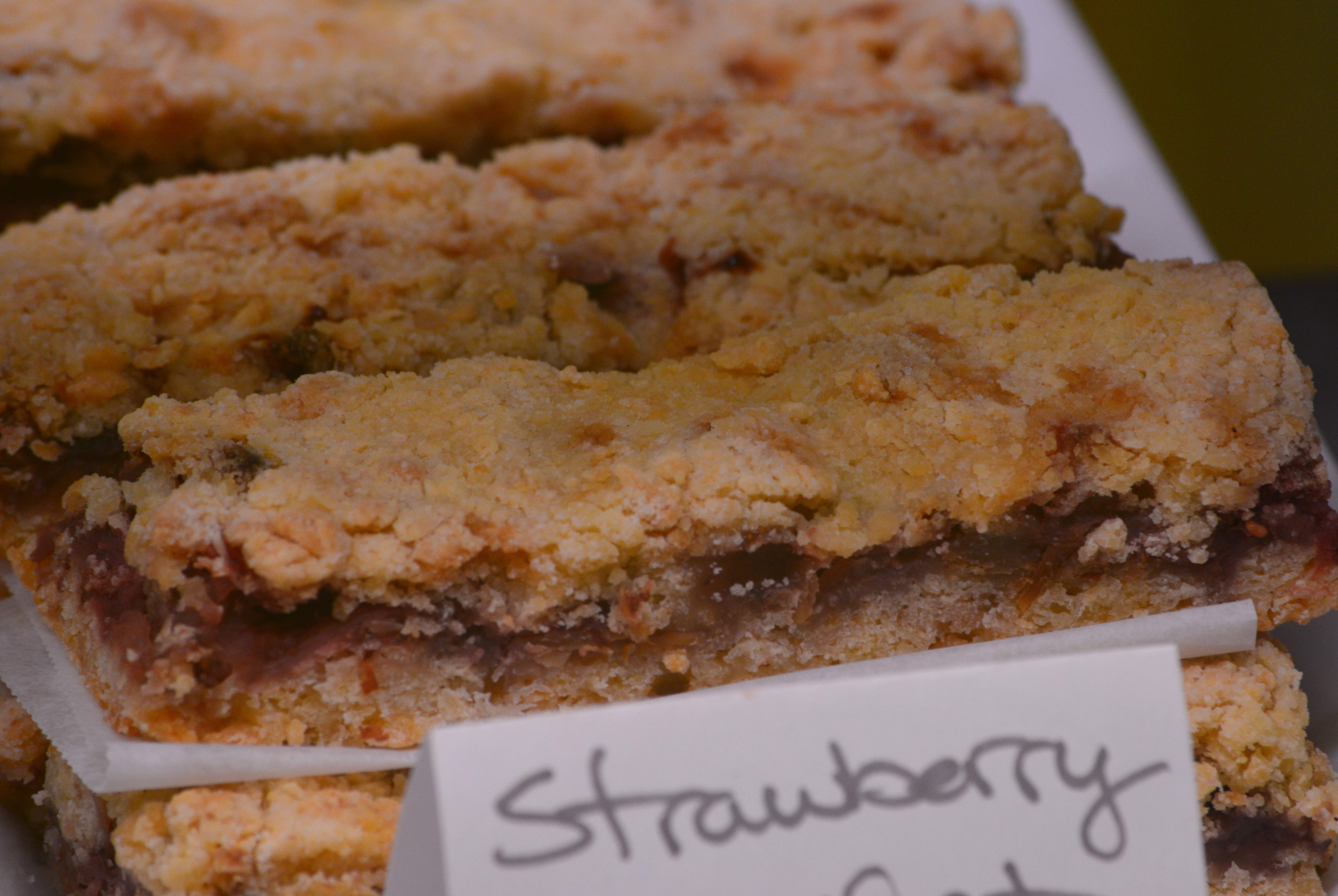 Strawberry Crumble Bars