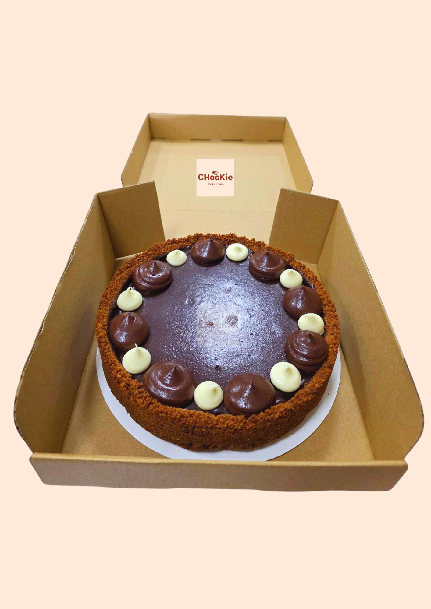 CHOCOLATE NEW YORK-STYLE CHEESECAKE