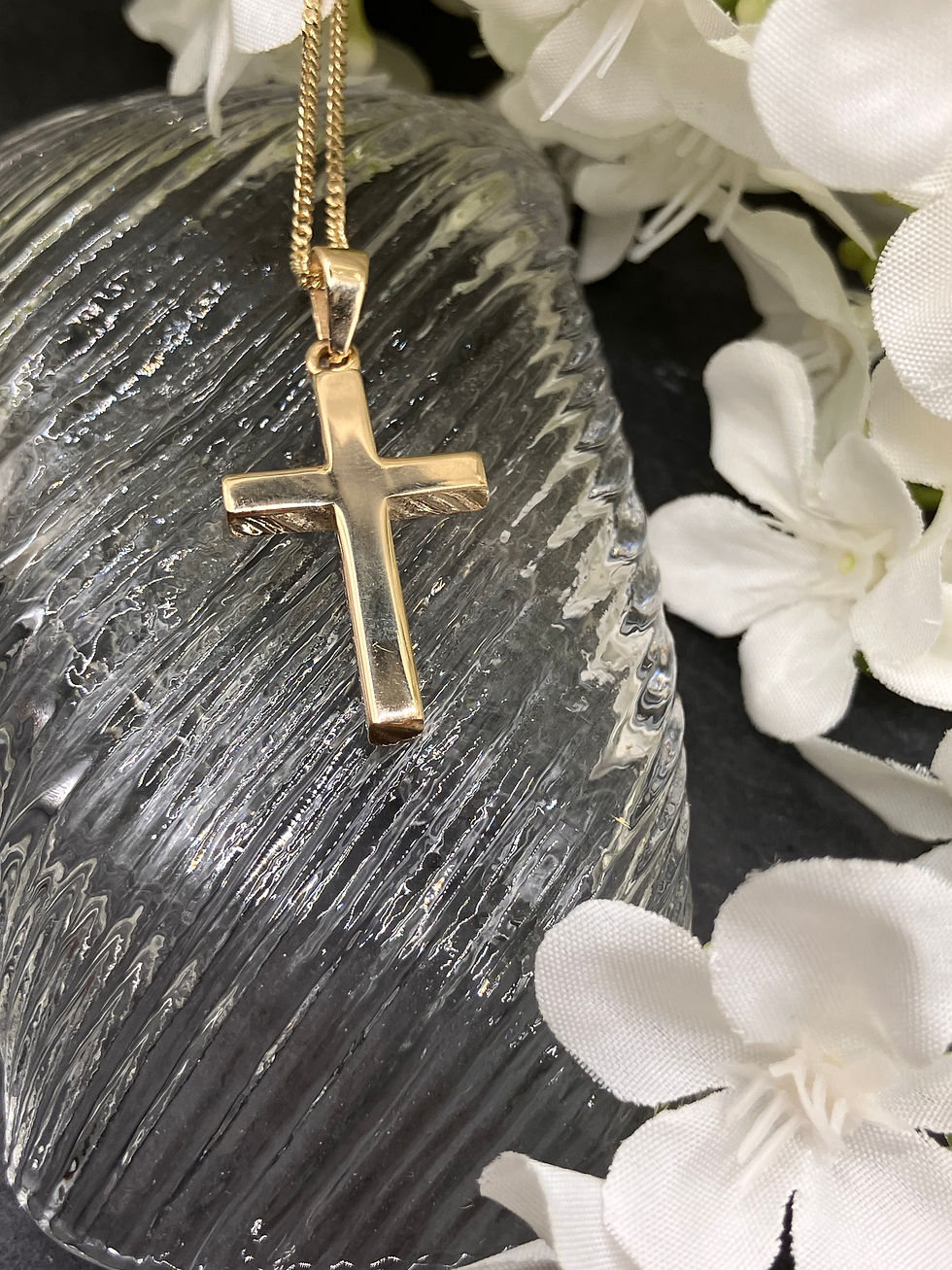 9ct Yellow Gold Cross
