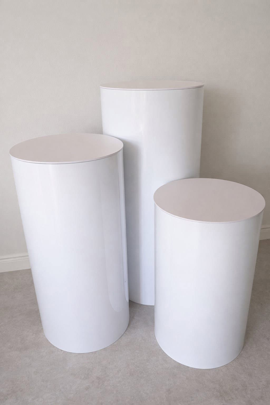 Cylinder pedestals 