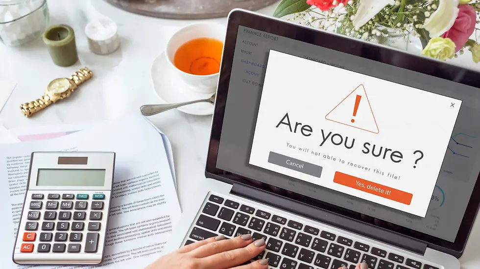 message d'alerte sur un ordinateur pour éviter une arnaque