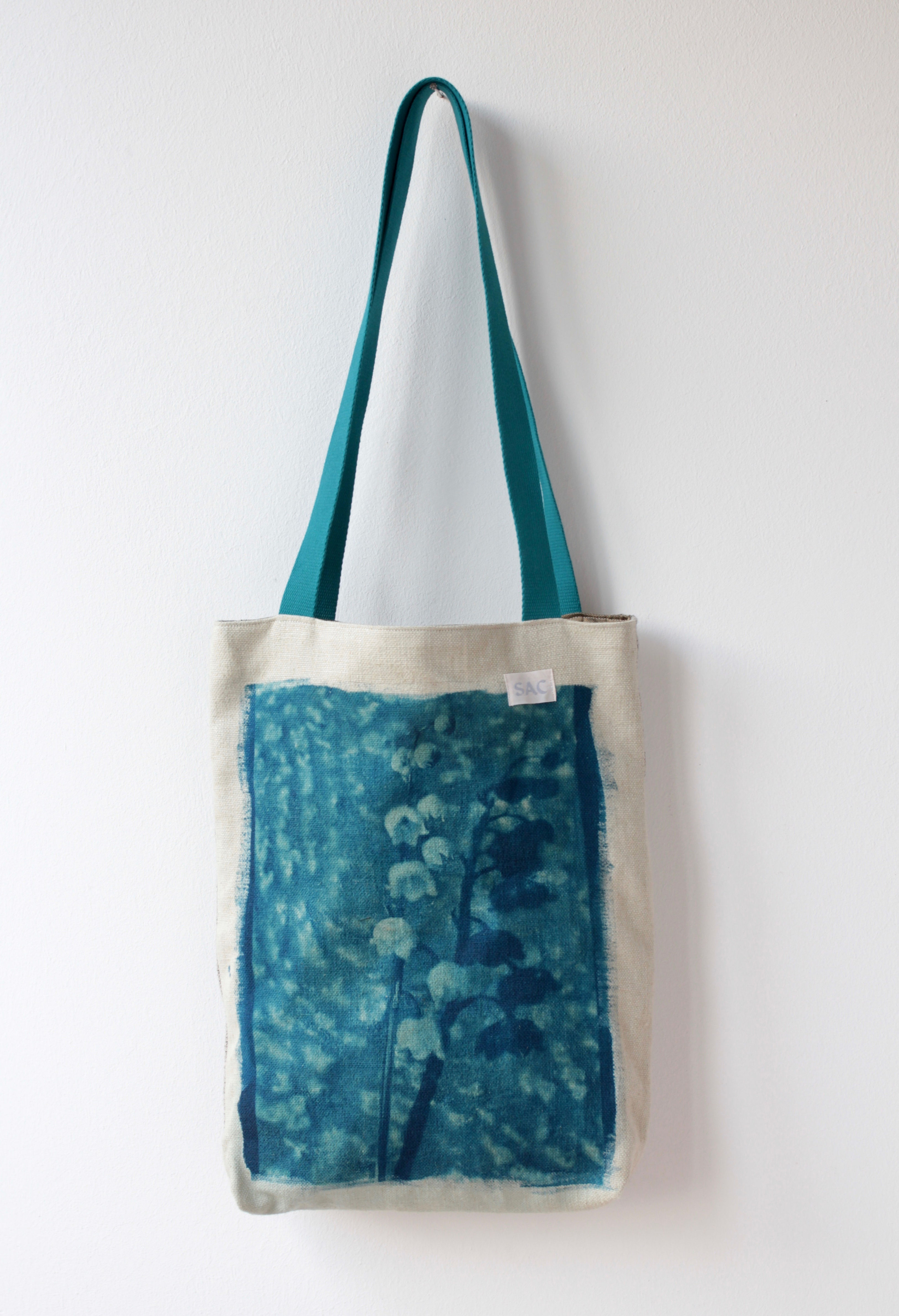 Maiglöckchen in Cyan