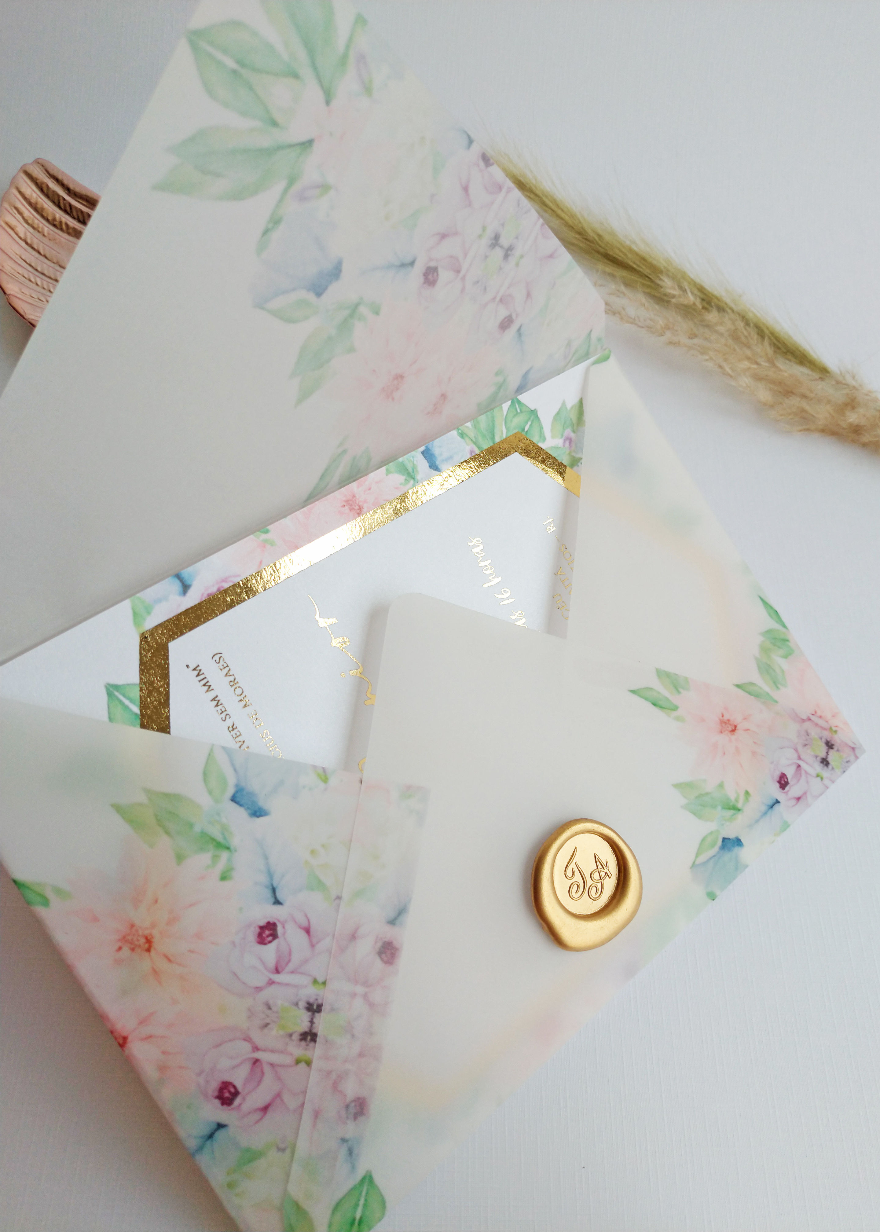 Modelo CAC28 - Lais e Junior