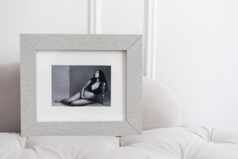 Luxury maternity photo in art print frame