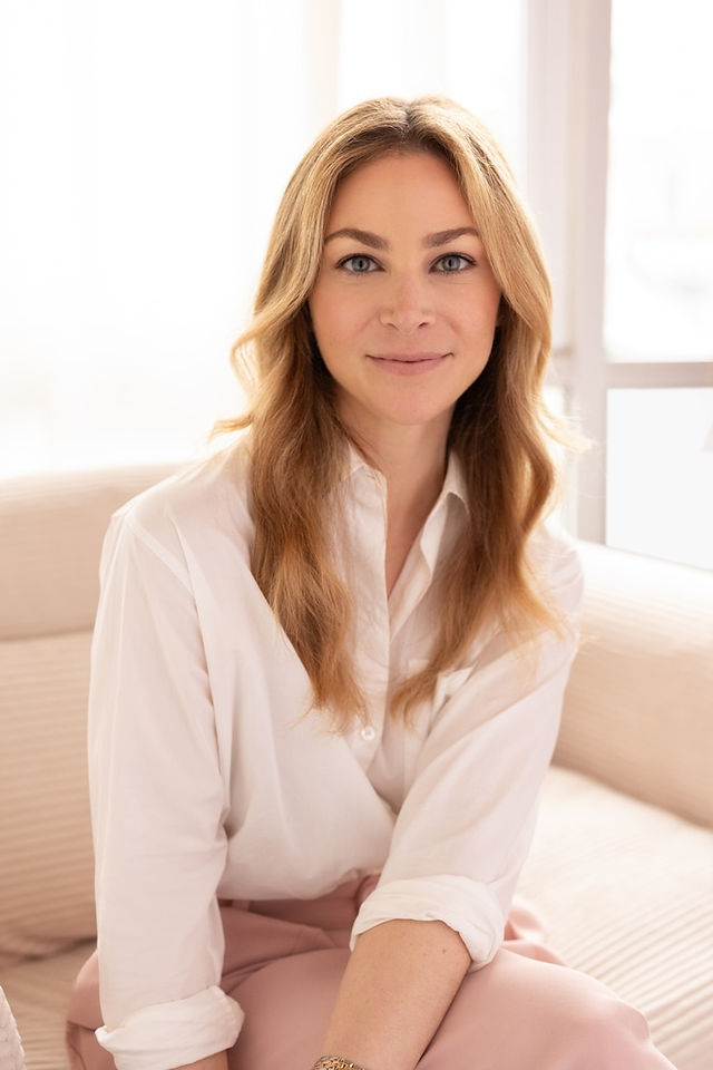 Professional color portrait of business leader photographed by Alice Prenat, best NYC headshot photographer