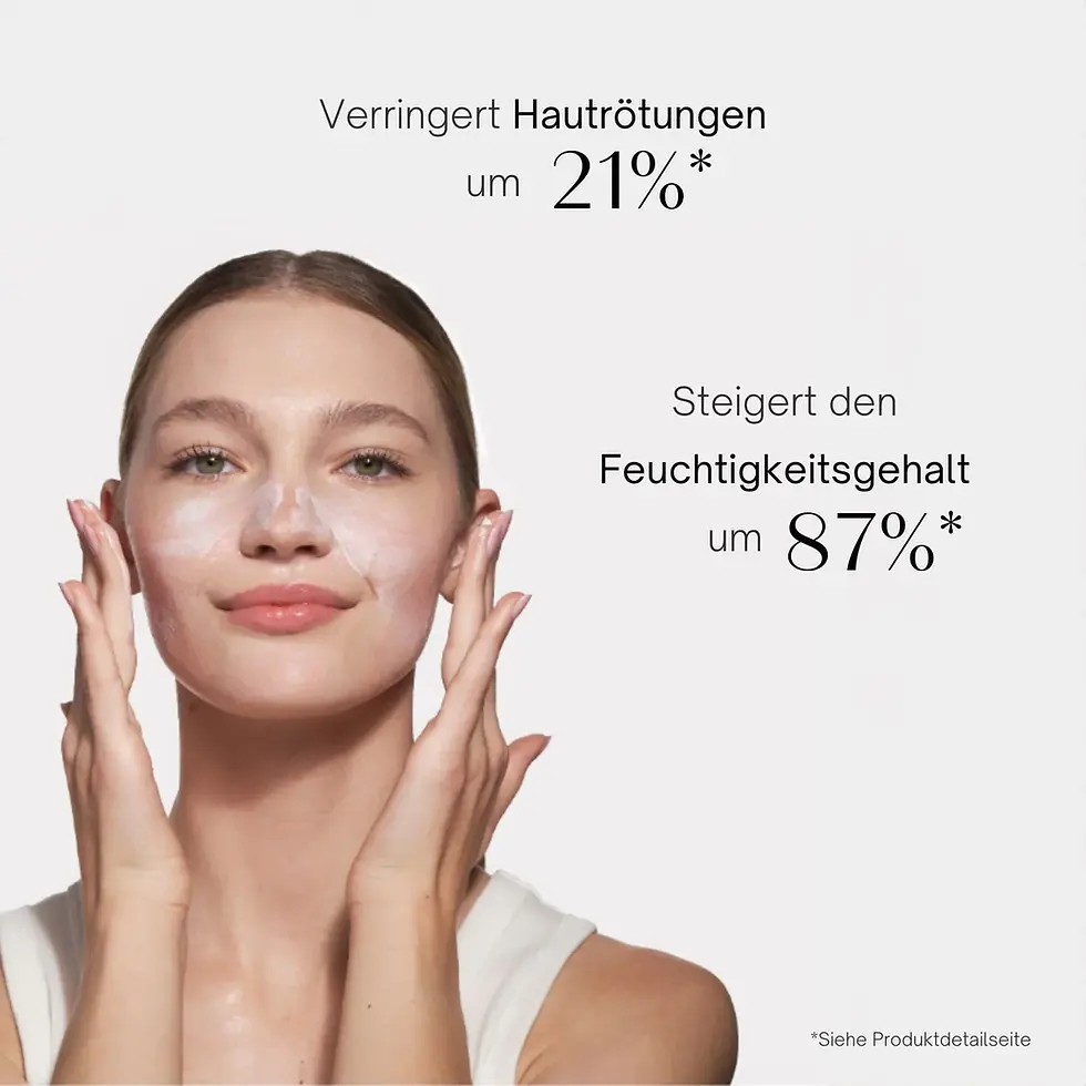 Thumbnail: Produkt auf Fraunegesicht angewendet IMAGE - DAILY PREVENTION - Advanced Smartblend Mineral Moisturizer SPF 50+ (48g)