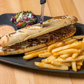 Sandwich bavette et oignons caramélisés (DISPONIBLE BIENTÔT)