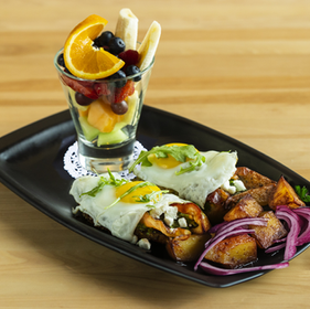 Bacon & Fromage de chèvre - 2 OEUFS,TARTINADE D'AVOCAT 