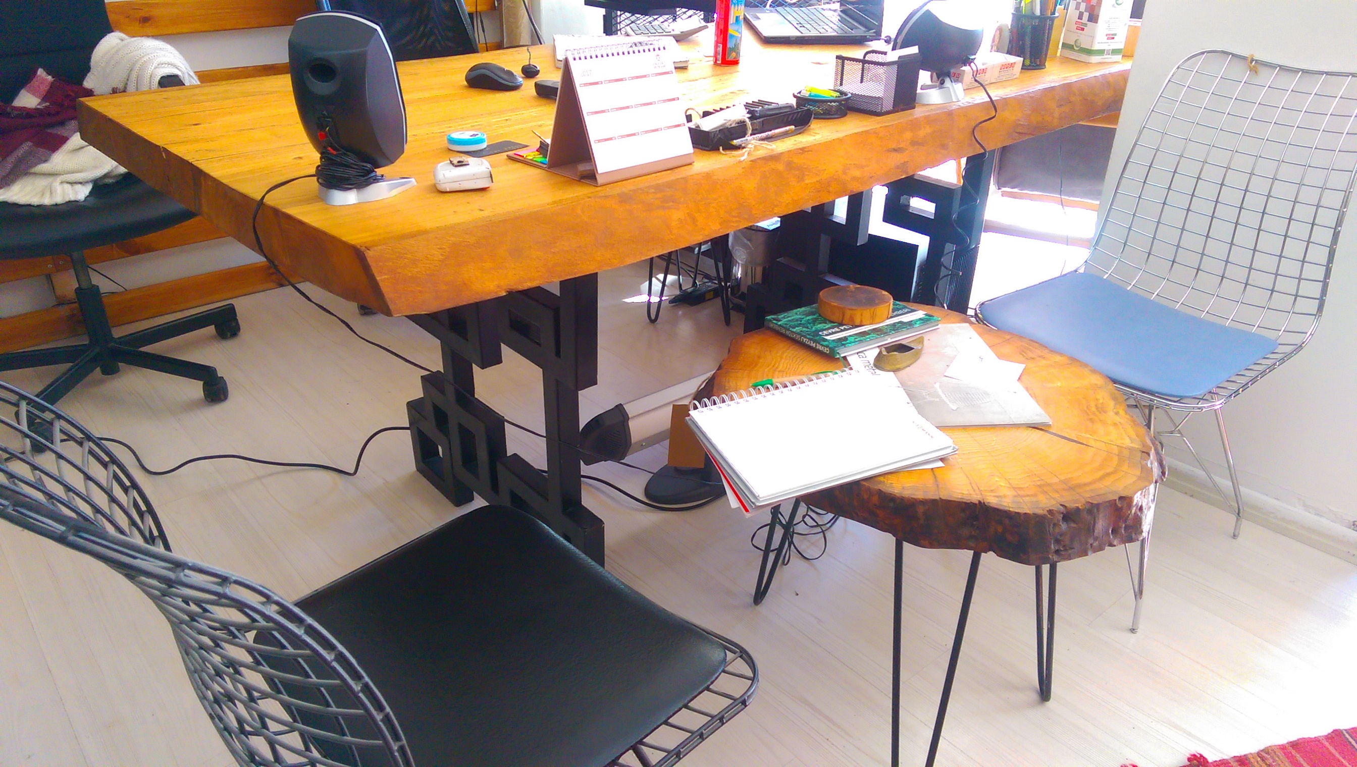 Decorative Table Legs for Offices