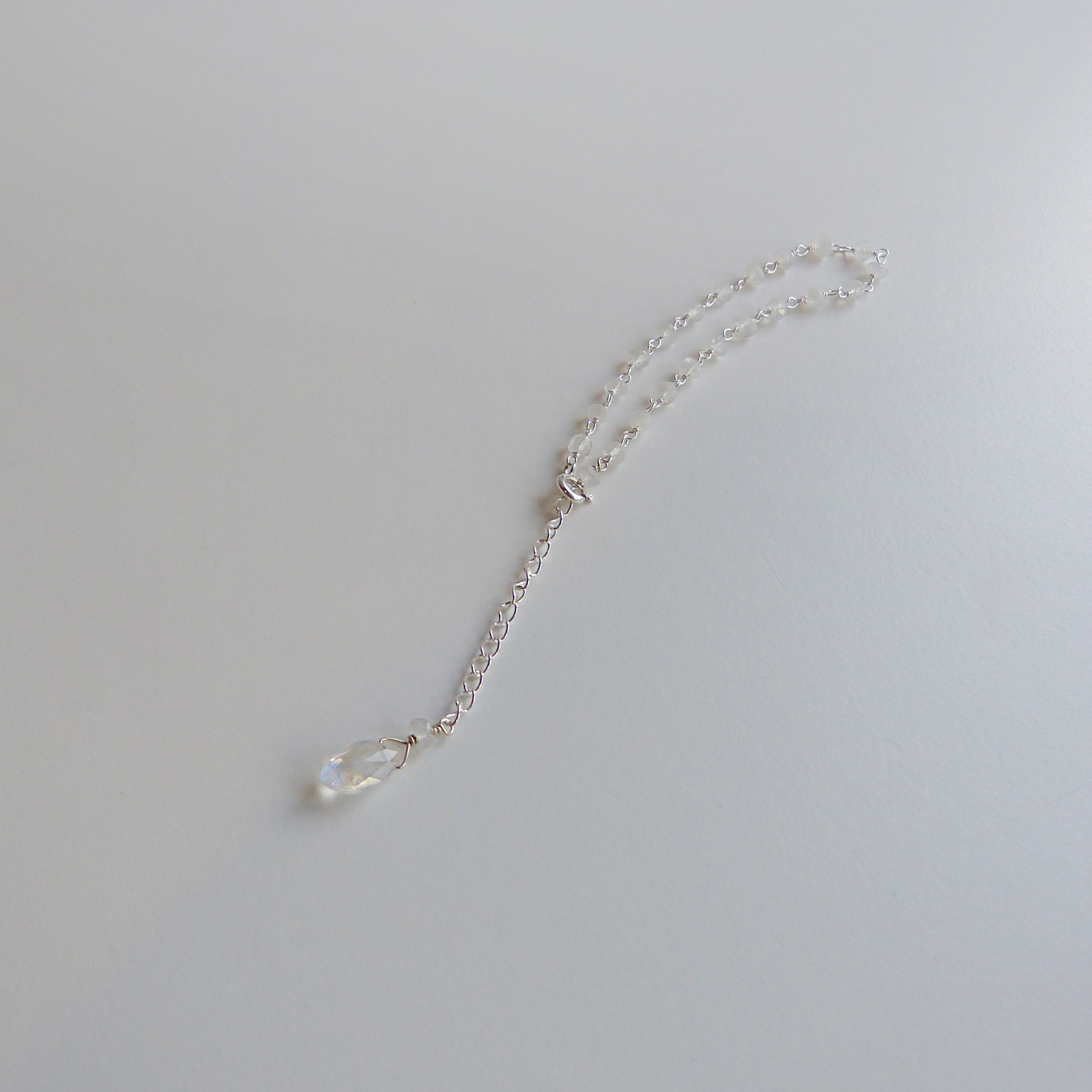 Bracelet in Silber 925 mit Regenbogen Mondstein