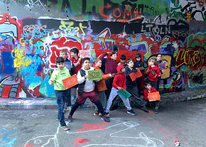 leake street party - group pic (small).jpg