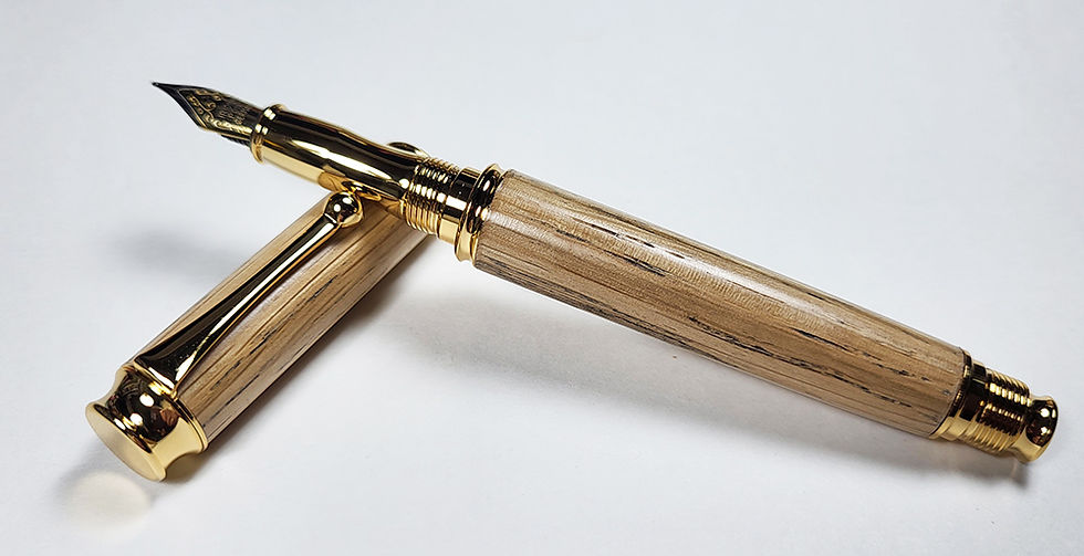 Wine Cask fountain pen with gold fittings