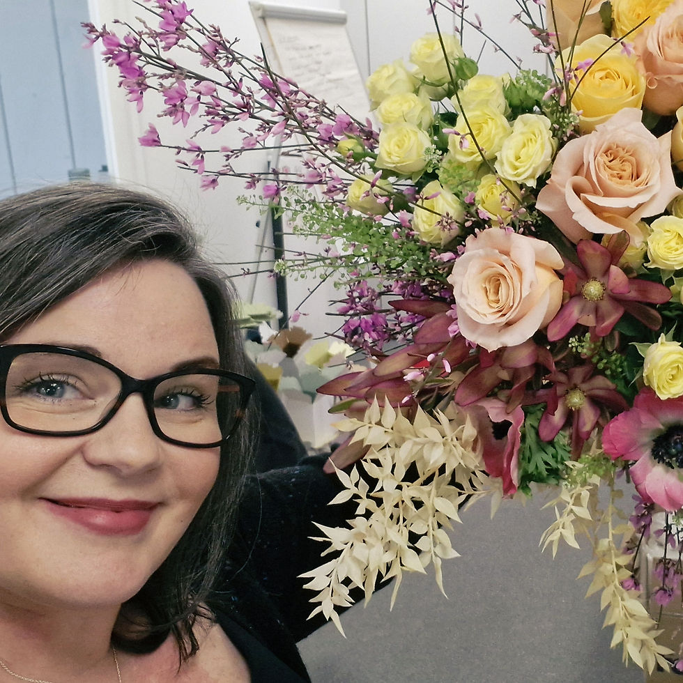 BOUQUETS AND GIFTS NORWEGIAN WOOD FLORIST