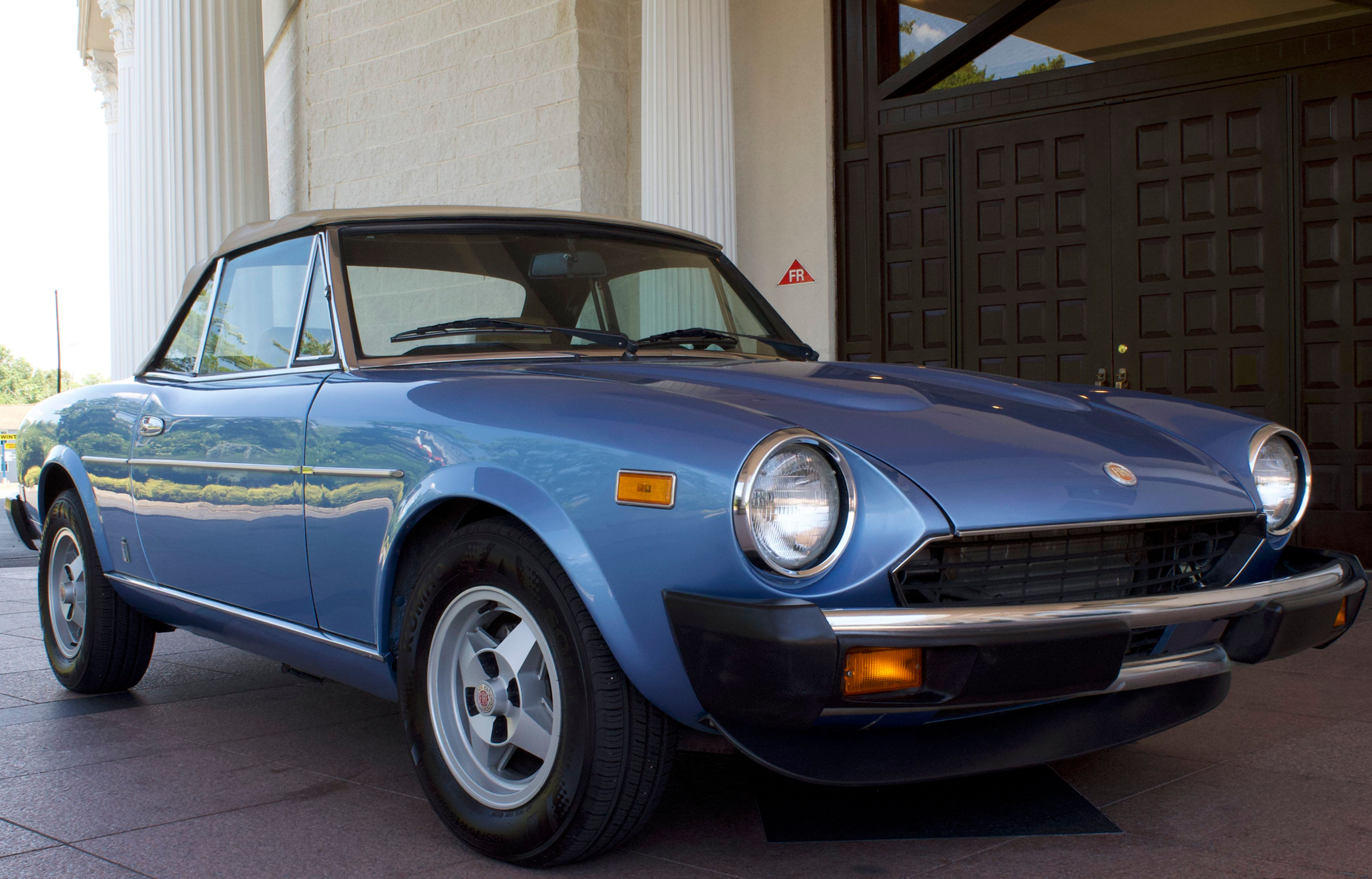 1979 Fiat 2000 Spider