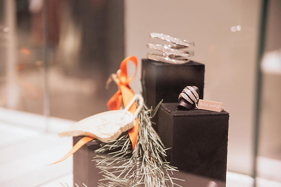 78929017_777400416108533_160433832565145