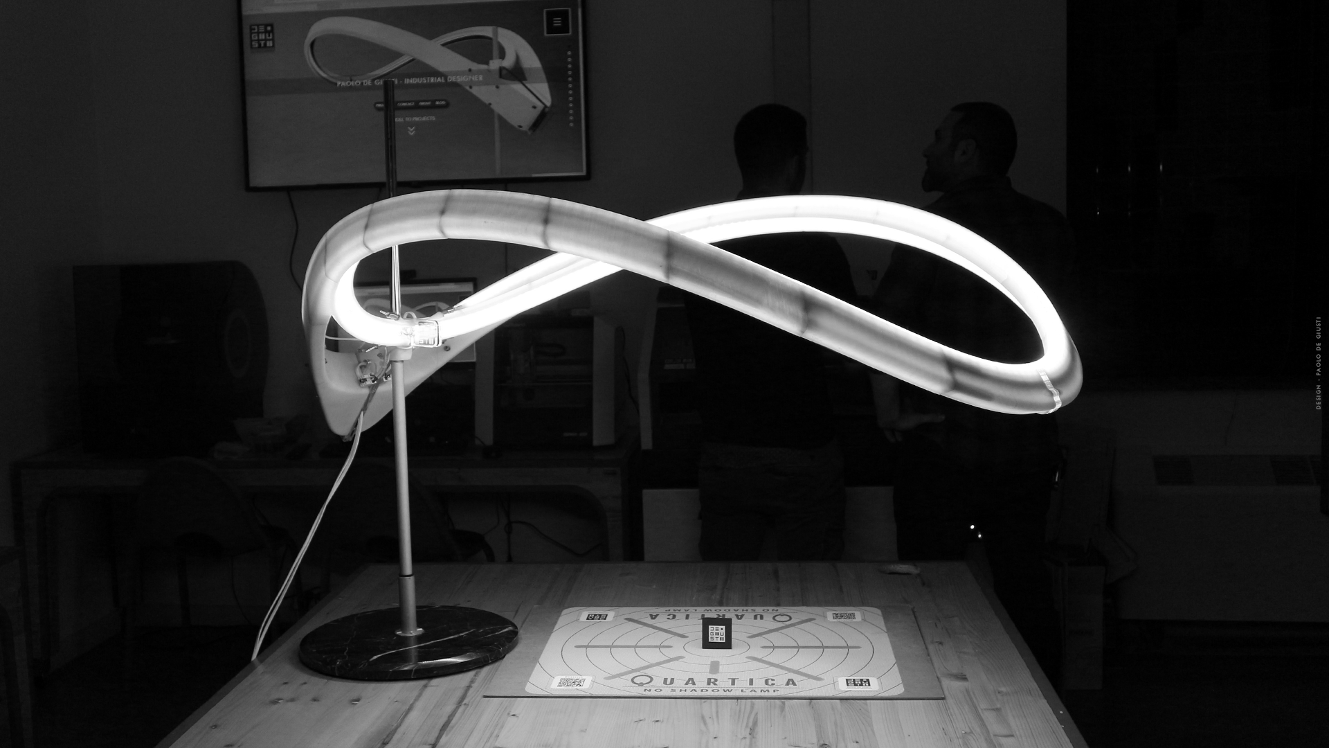 PAOLO DE GIUSTI QUARTICA LAMP AT MAKERFA