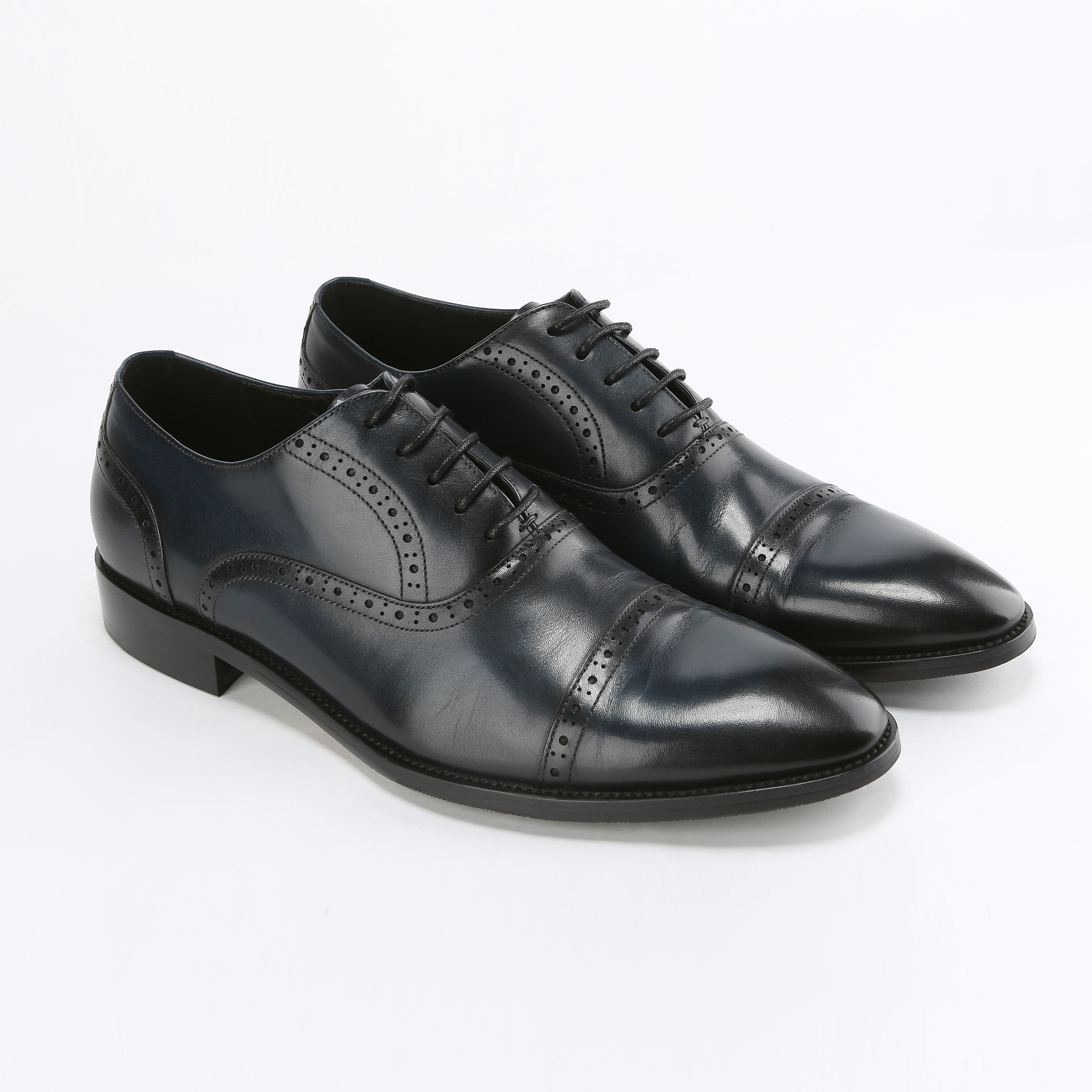 V02｜Navy Calf Leather Brogue Derby