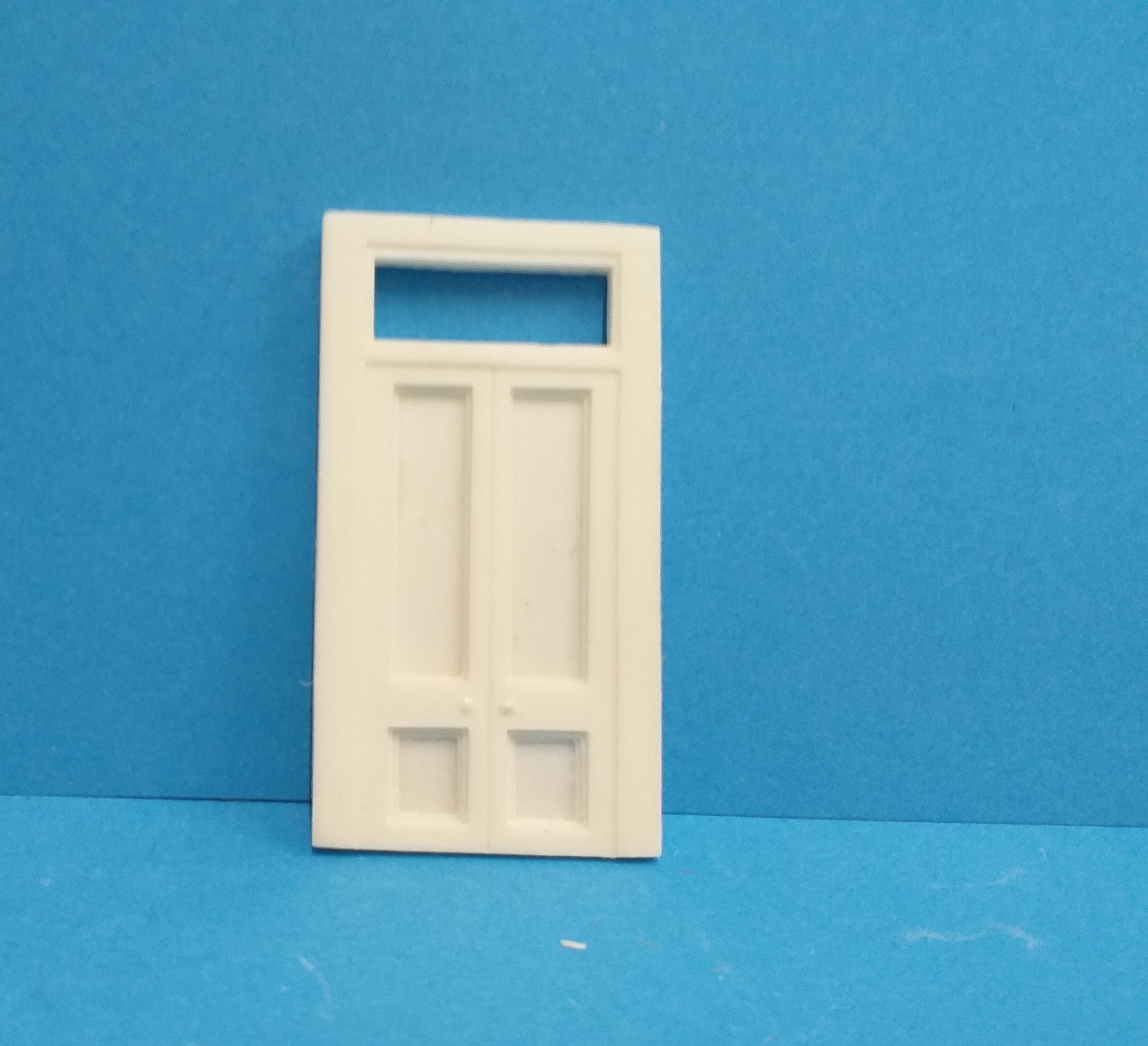 Panelled Double Door with Fanlight (9'6''x 4')