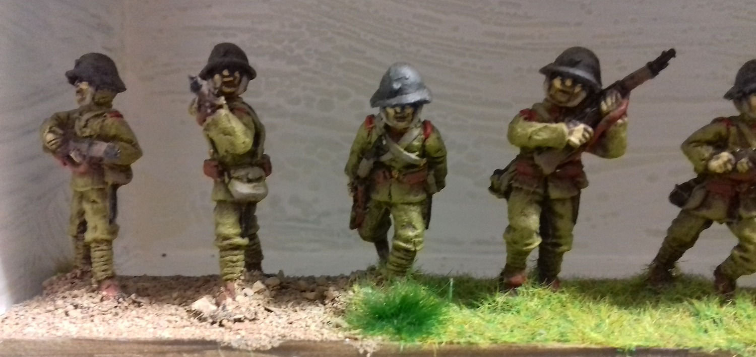 Infantry with rifle, 1930 Helmet & Fur Cap