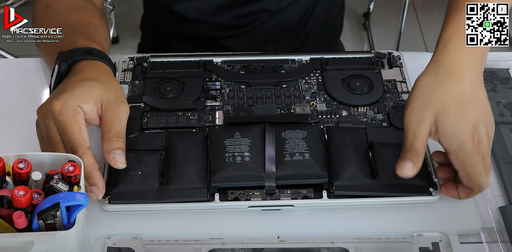 Macbook pro แบตเตอรี่บวม