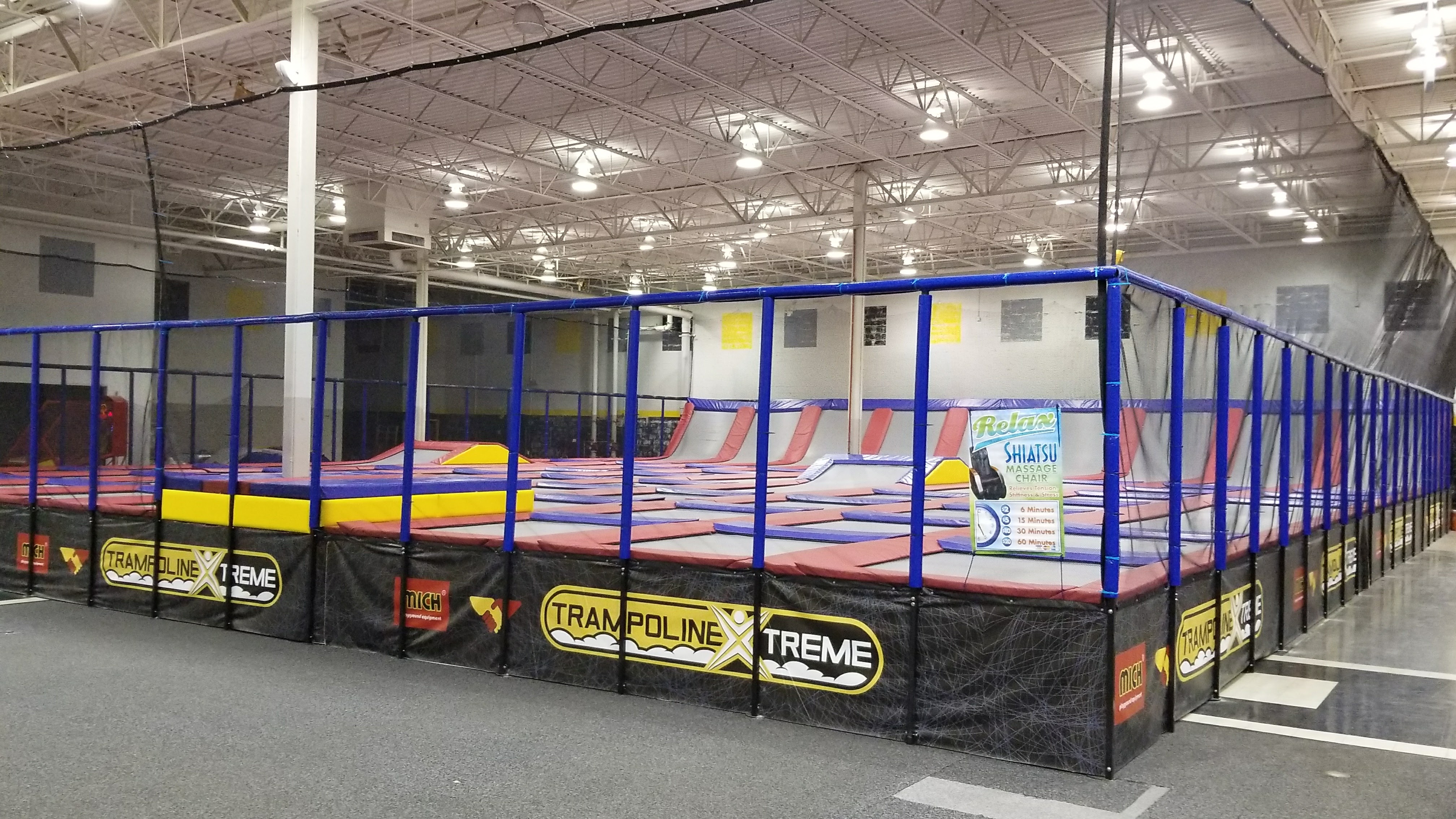 Trampoline Xtreme 6kids1tank