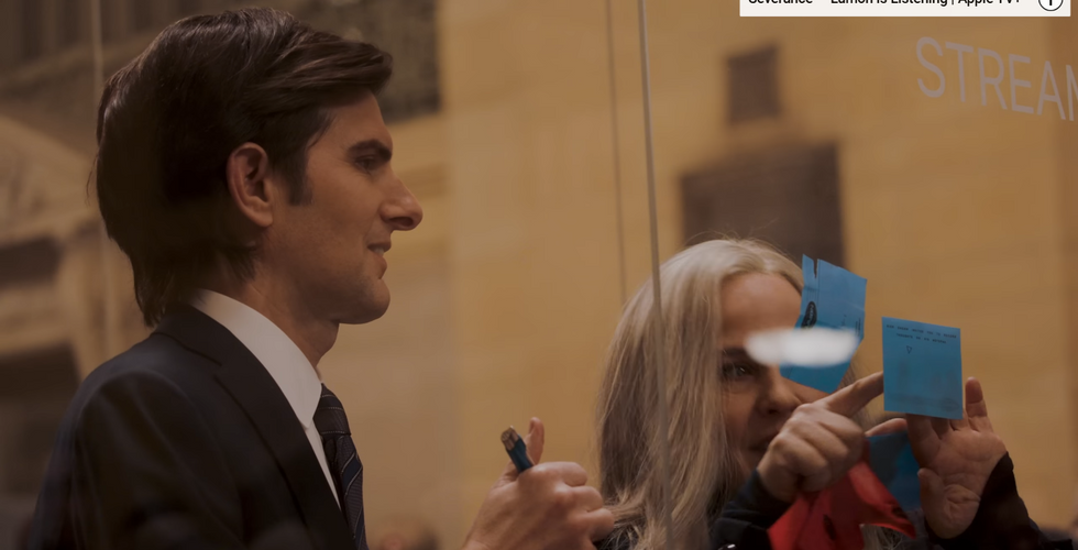 Жива інсталяція серіалу "Розрив"