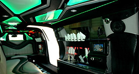 Chrysler Jet Door Limousine Warsaw and Modlin Airport interior 1