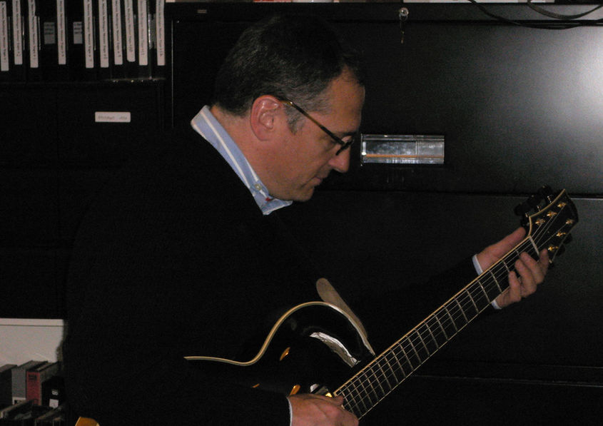 Chuck Loeb.JPEG