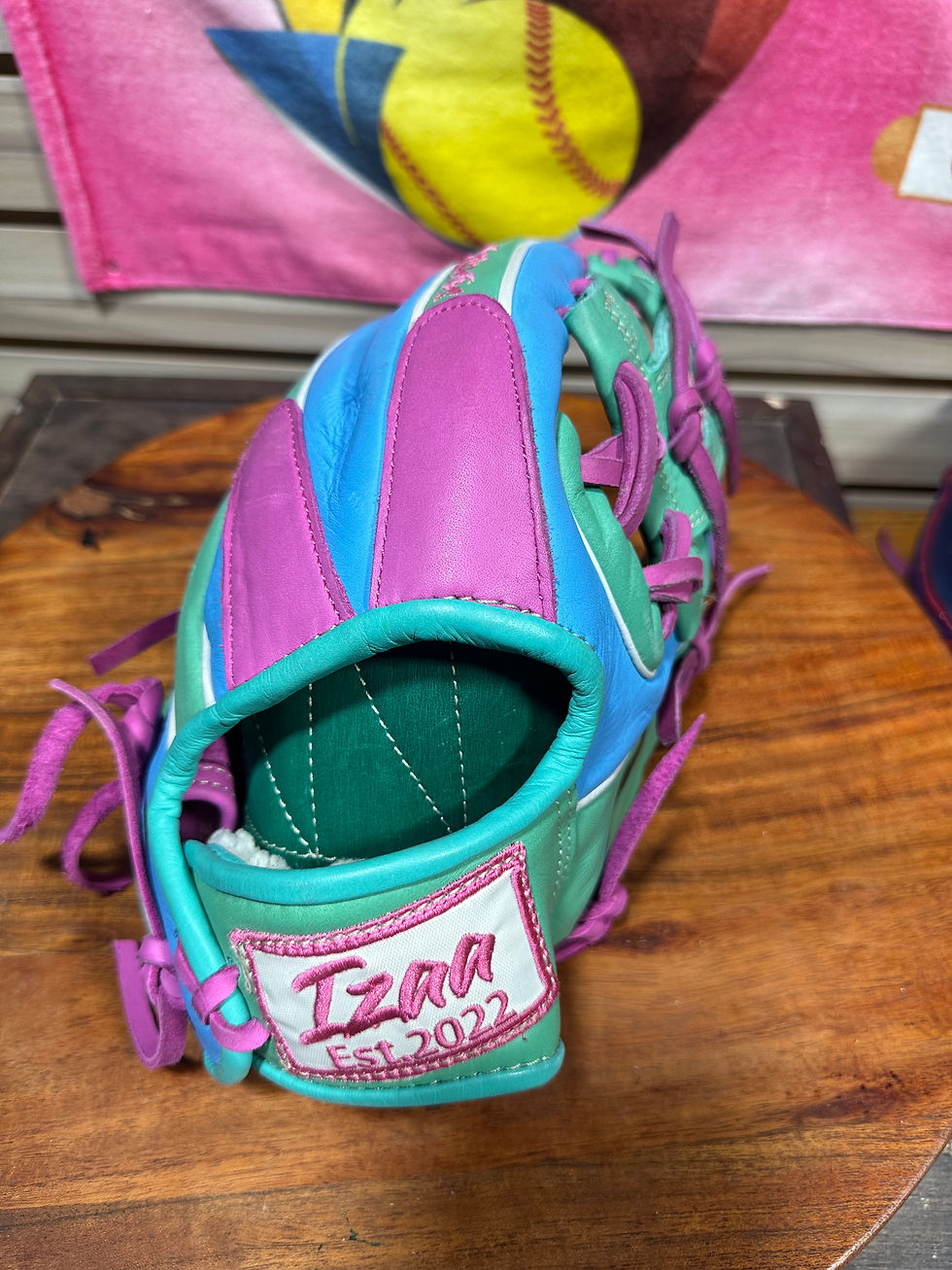 Thumbnail: 12” RHT teal/blue oiled and broken in , Extra padding 