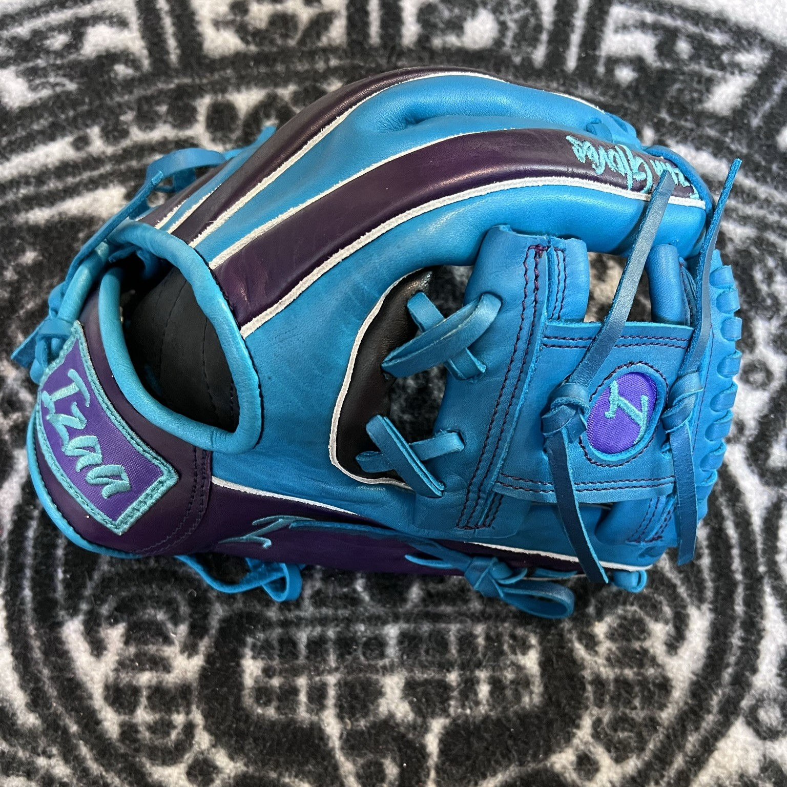 Sale,11.75", I-Web, RHT, Smooth in Blue/Dk Purple - #1B-225