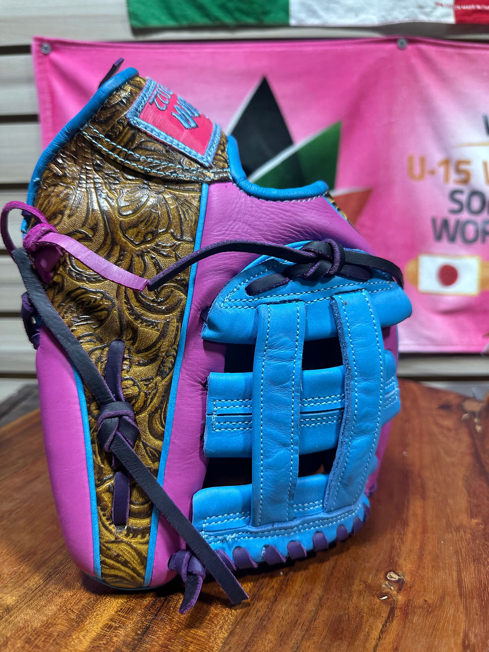Thumbnail: 11.5” RHT H-Web vaquero/pink /blue oiled broken in extra padding 