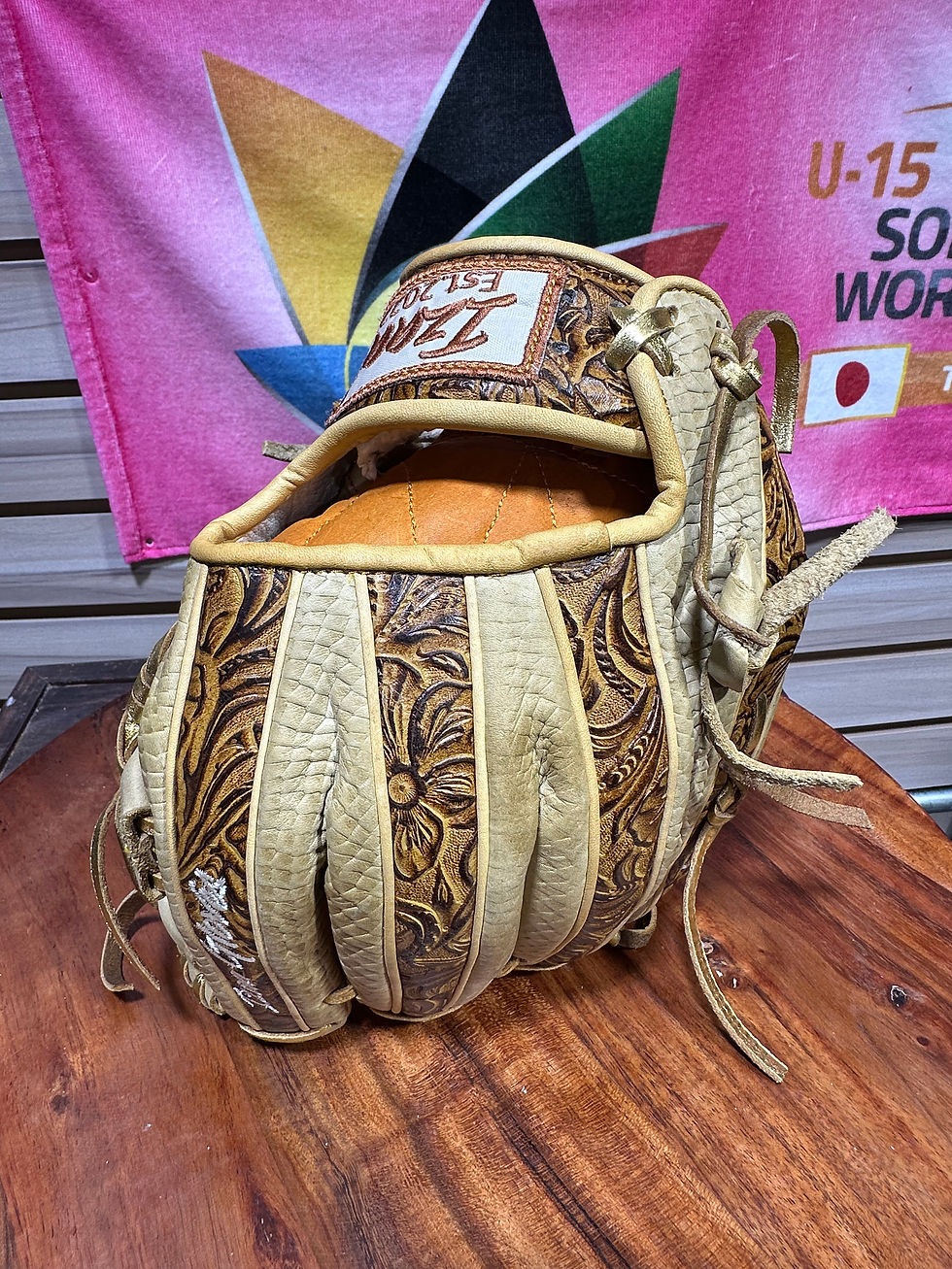 Thumbnail: 11.5”,vaquero/snake churro cream trim , broken in , extra padding 