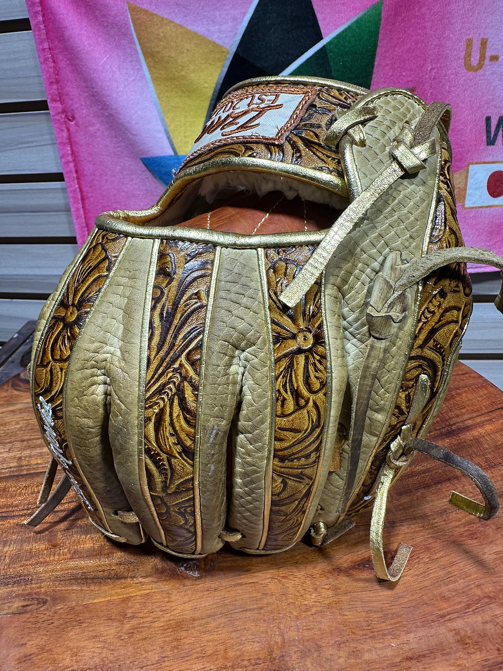 Thumbnail: 11.5” RHT, Churro I-Web, Vaquero / Snake, Gold Trim & Laces