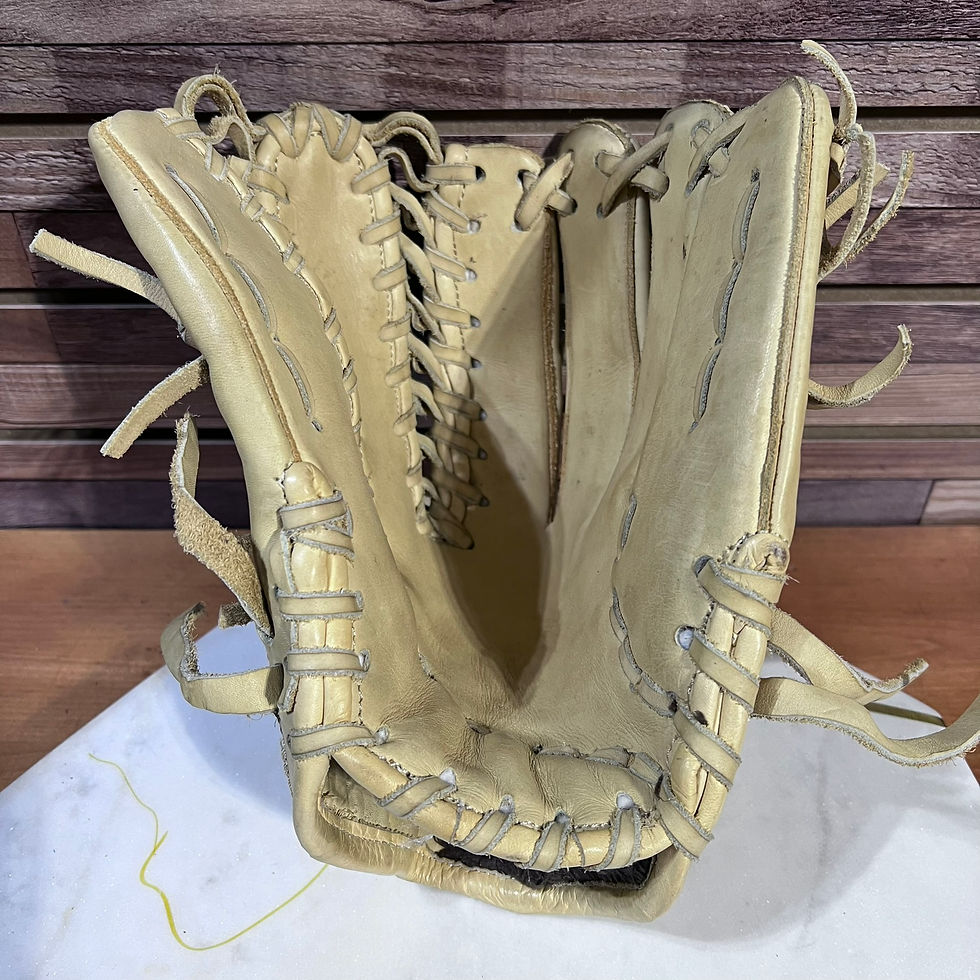 Thumbnail: 13.25", RHT, Modified Trap Web, Seams Smooth Leather, Cream-Light Brown Seams Baseball Softball Glove