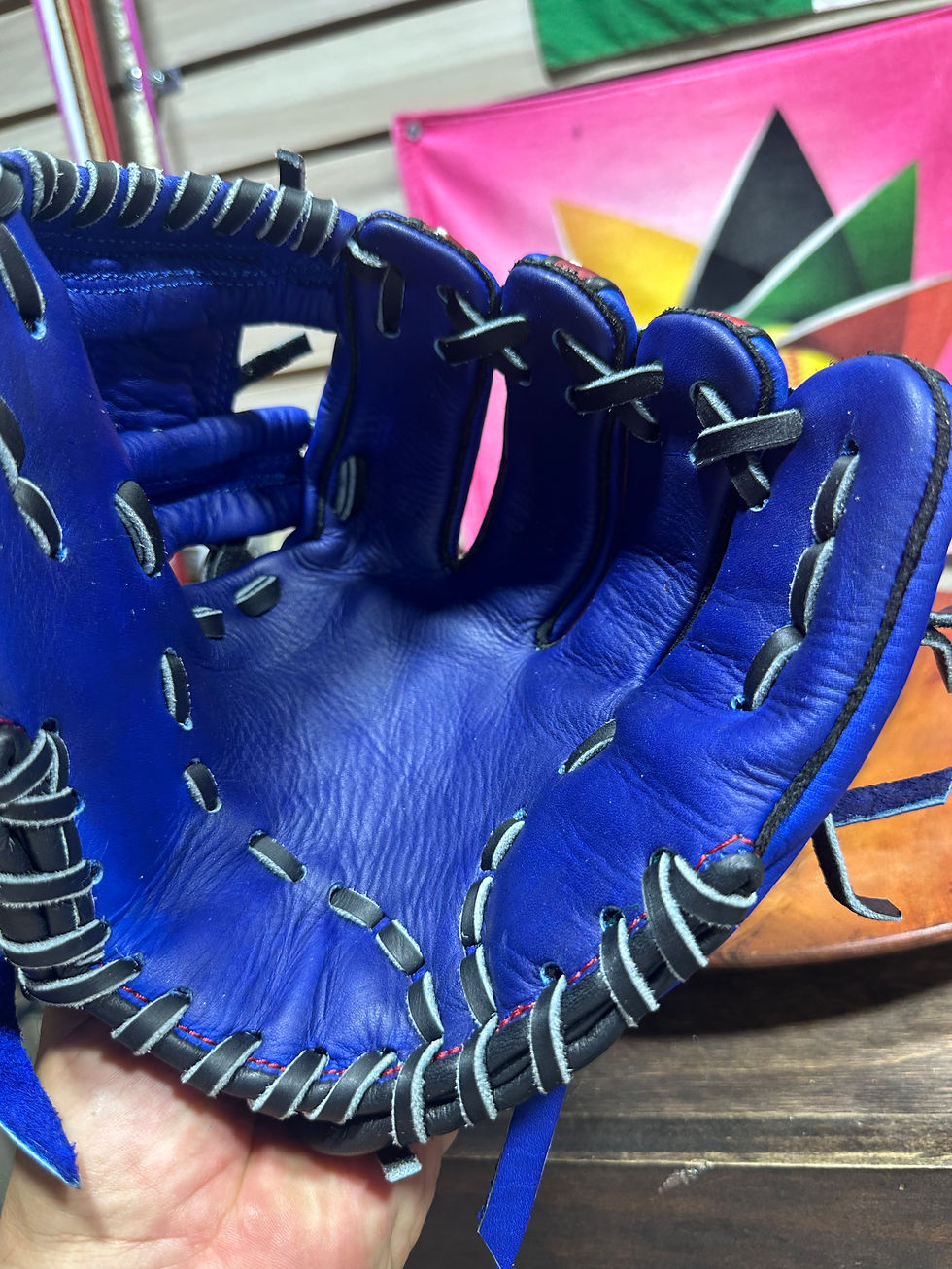 Thumbnail: Ezzio customize only , oiled and broken in , game ready 