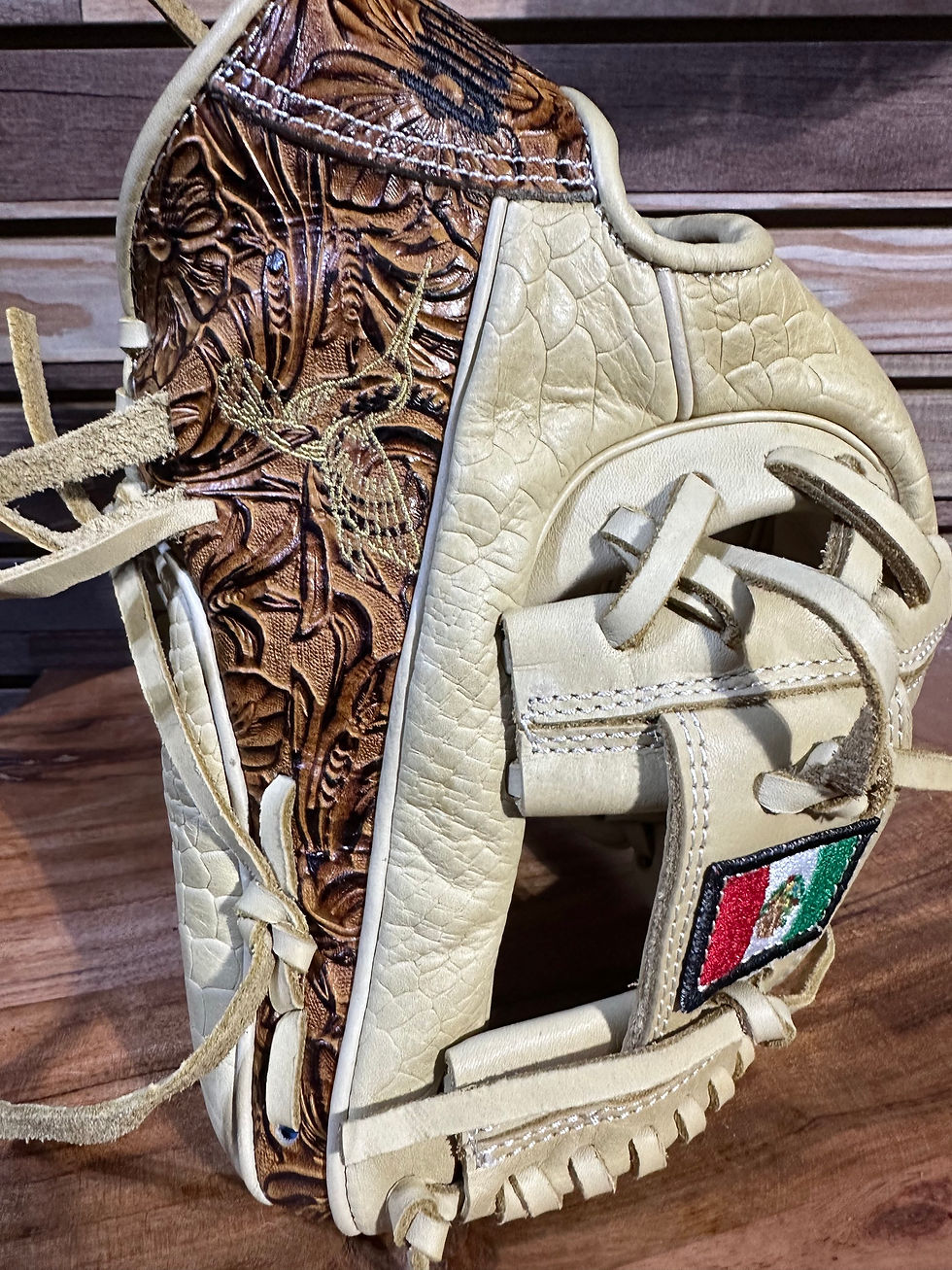 Thumbnail: Customize gloves pictures , to order call