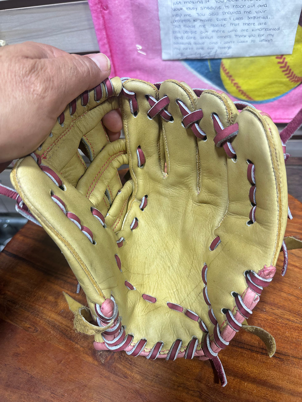 Thumbnail: 11” RHT, Modified H-Web, Soft Smooth Leather in Cream, Mauve Laces