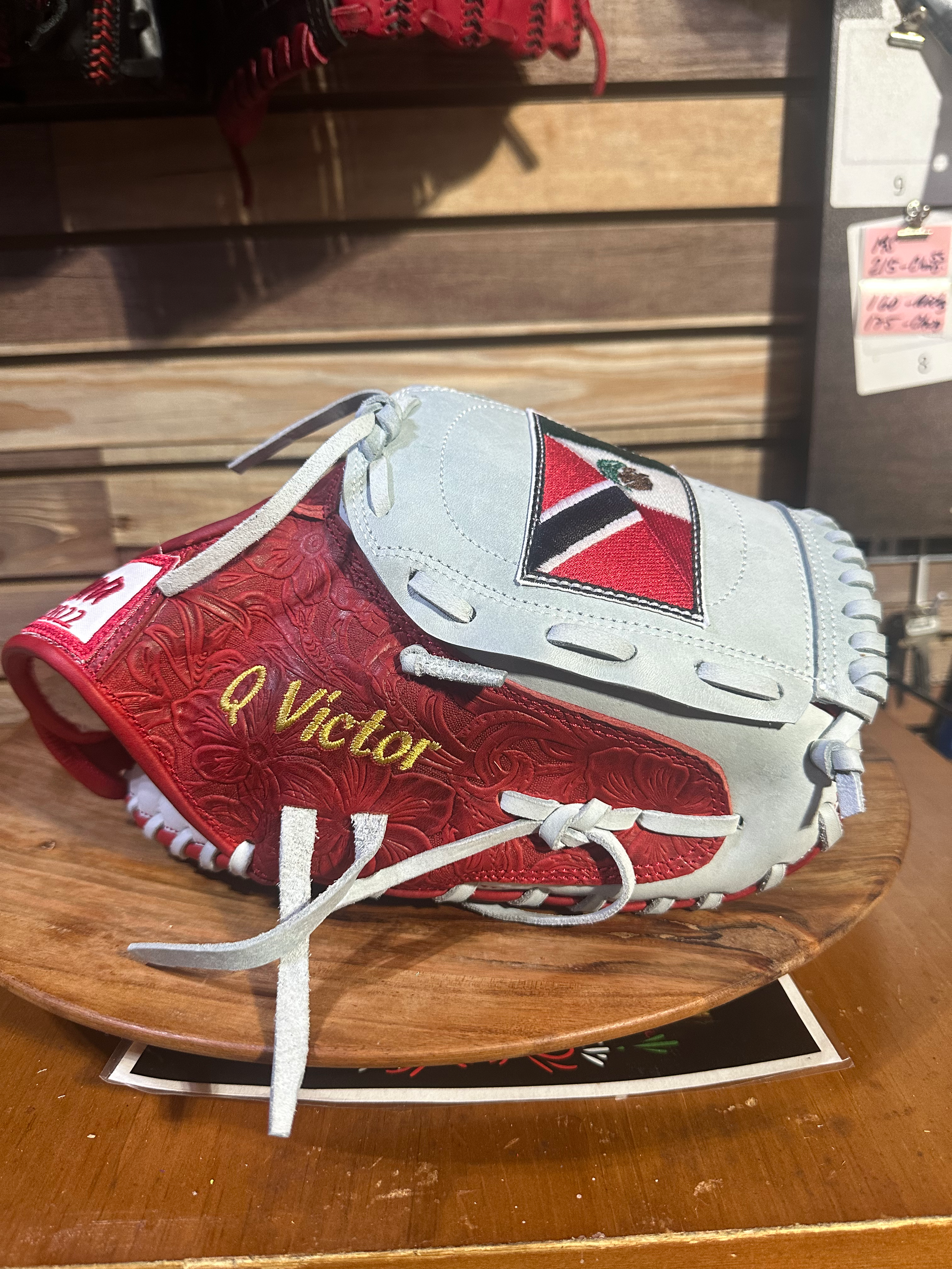 Custom Only - Catcher's Mitt, Vaquero TriColor - Q Victor