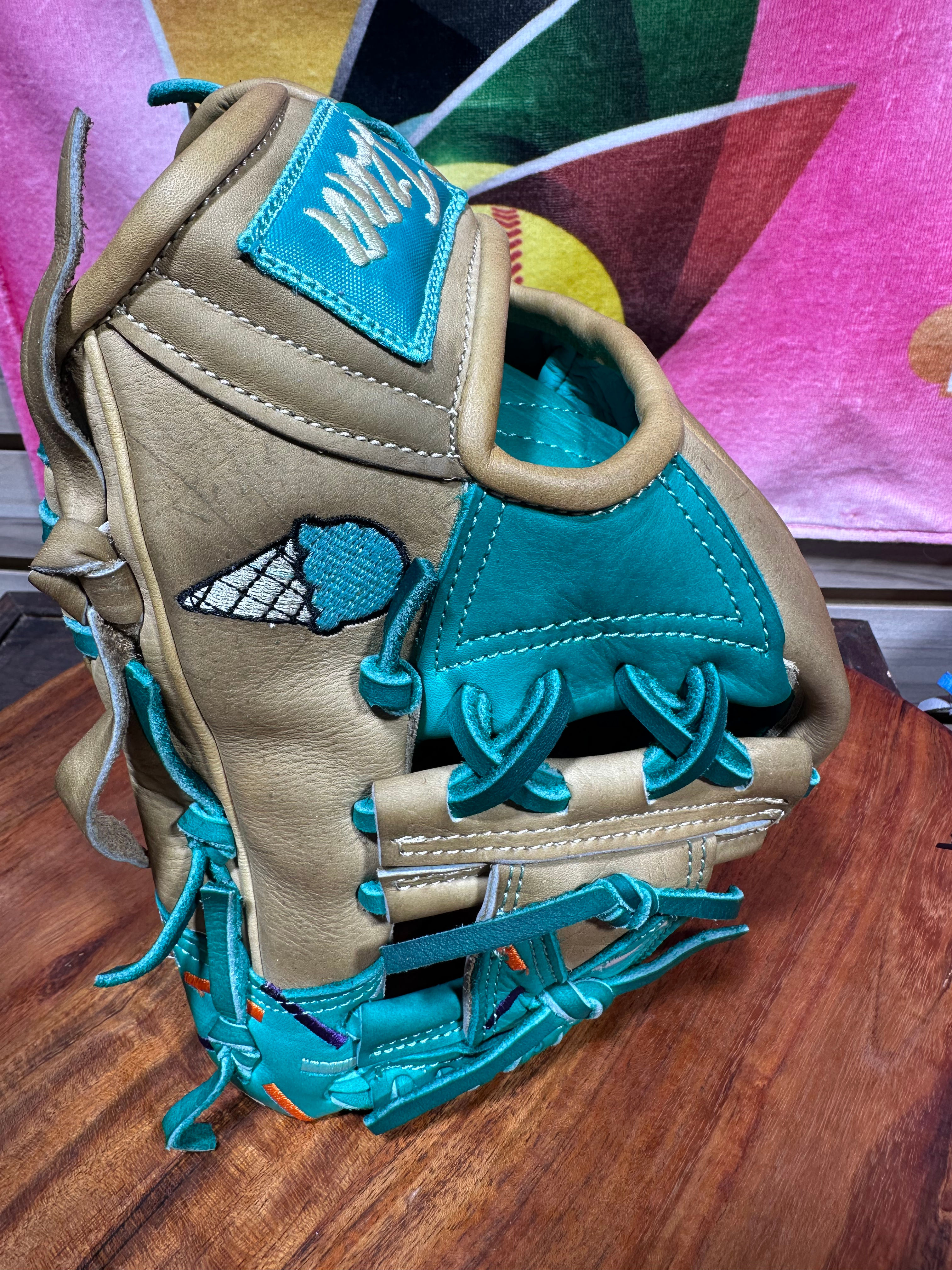 11.75”RHT kids ice cream teal , oiled , broken in , game ready 