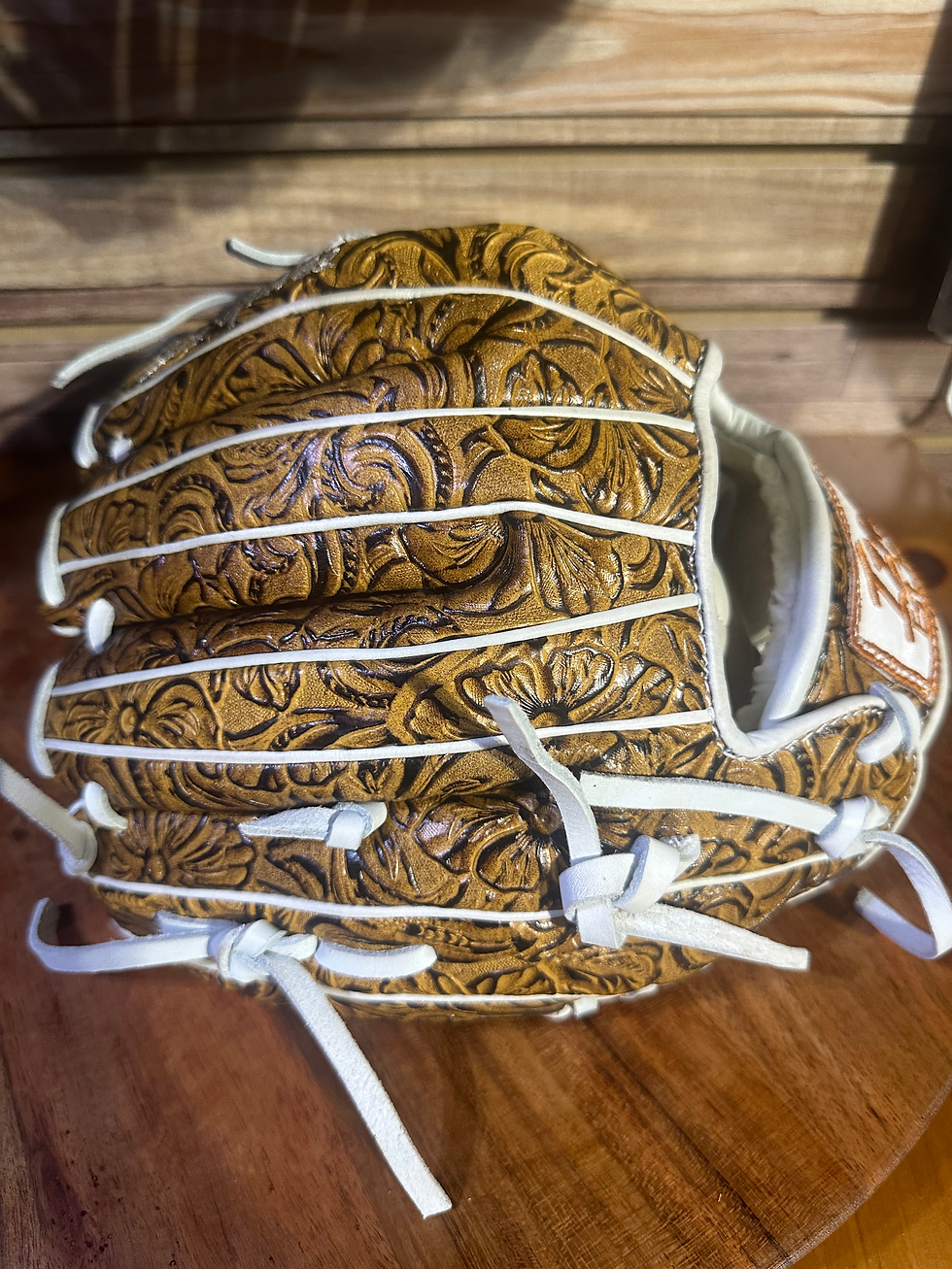 Thumbnail:  12.5”full vaquero  i-web, oiled and broken  in extra padding 