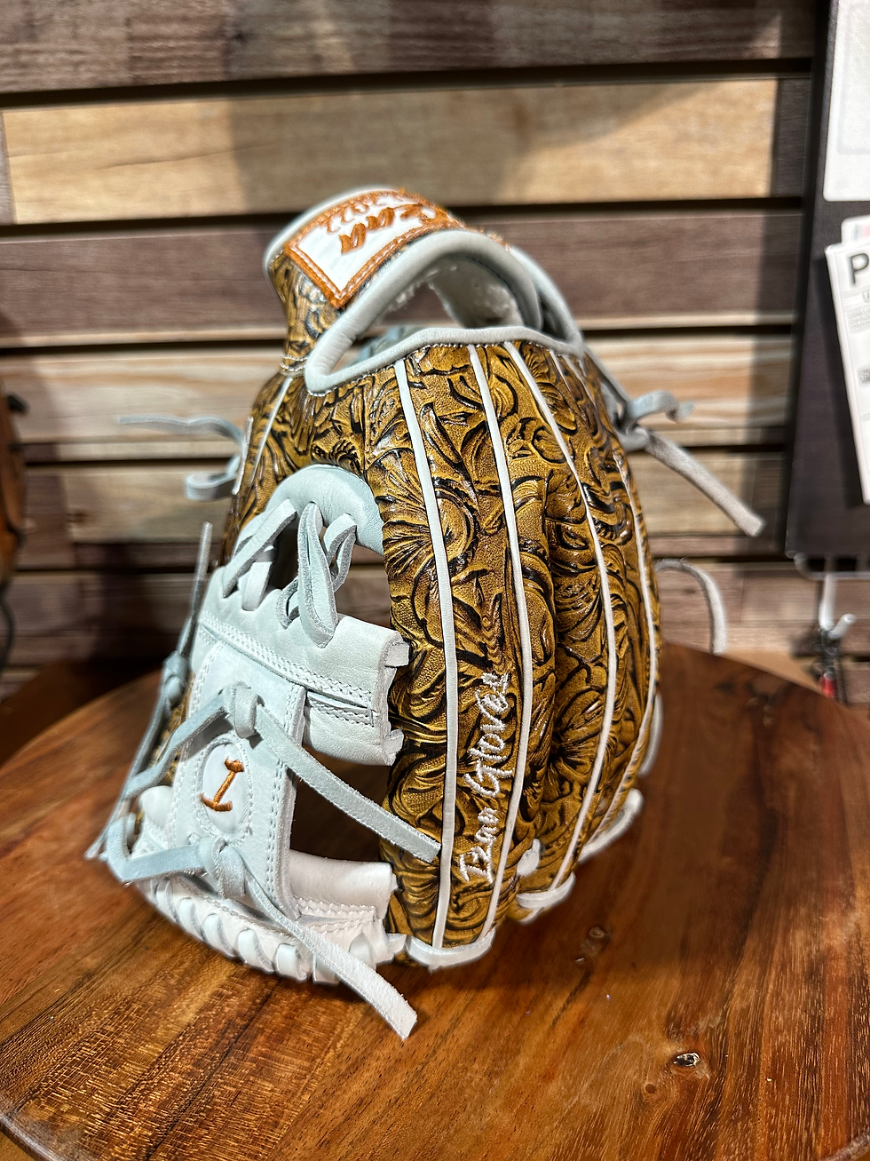 Thumbnail: 12” vaquero honey  white I web oiled broken in extra padding 