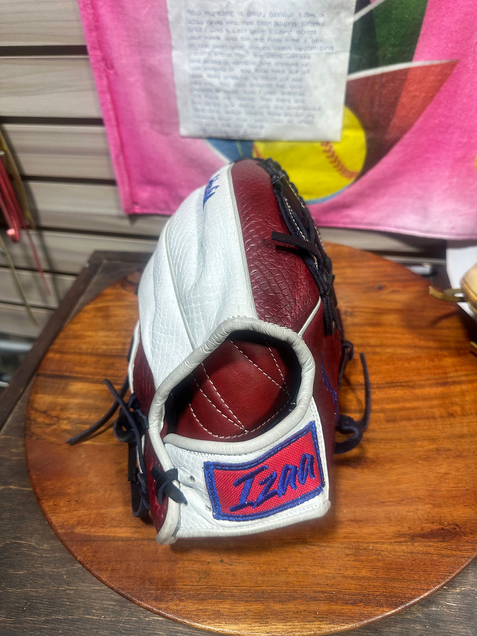 Thumbnail: 13” RHT USA tricolor oiled and broken in extra padding 