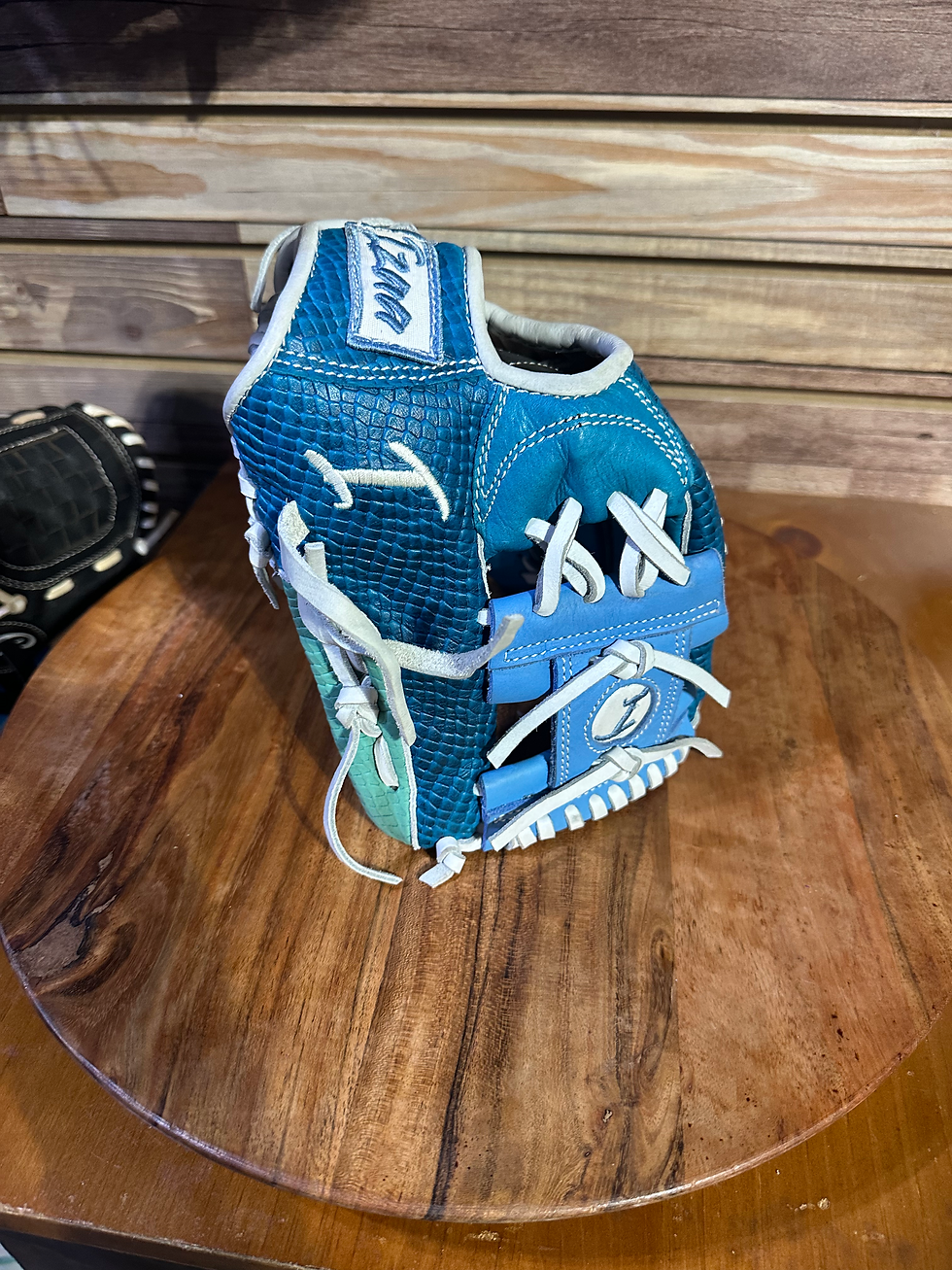 Thumbnail: 11” kids RHT, I-Web, 100% Leather - baseball Glove