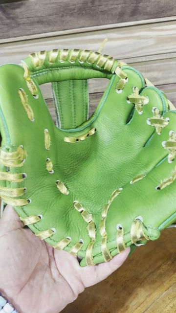 Thumbnail: 9” training gloves , 100% leather 