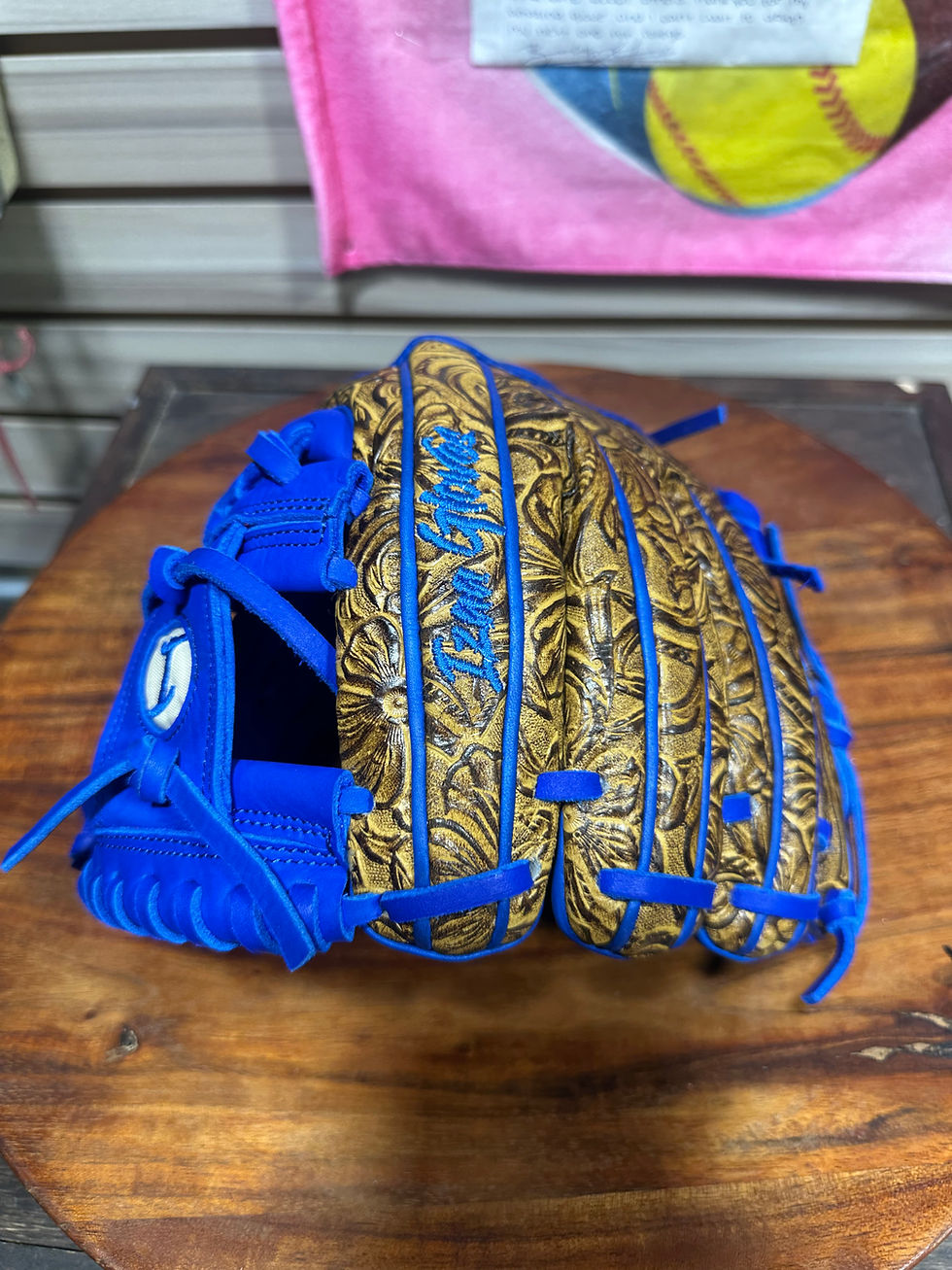 Thumbnail: 11.25” RHT, I-Web, Signature Series Vaquero Honey, Royal Web, Pocket, Laces