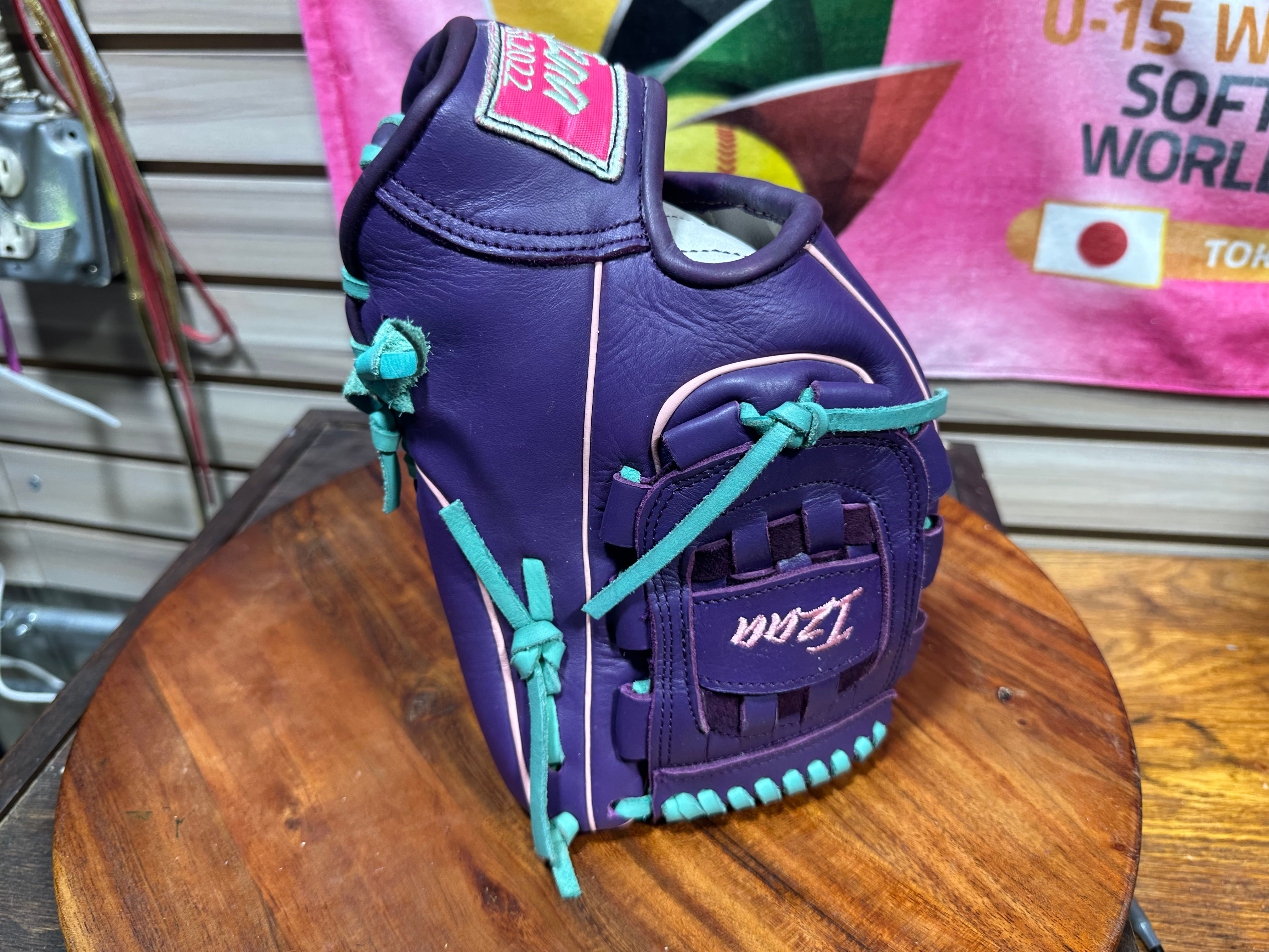 12” RHT, purple reinforced web oiled and broken in and extra padding 