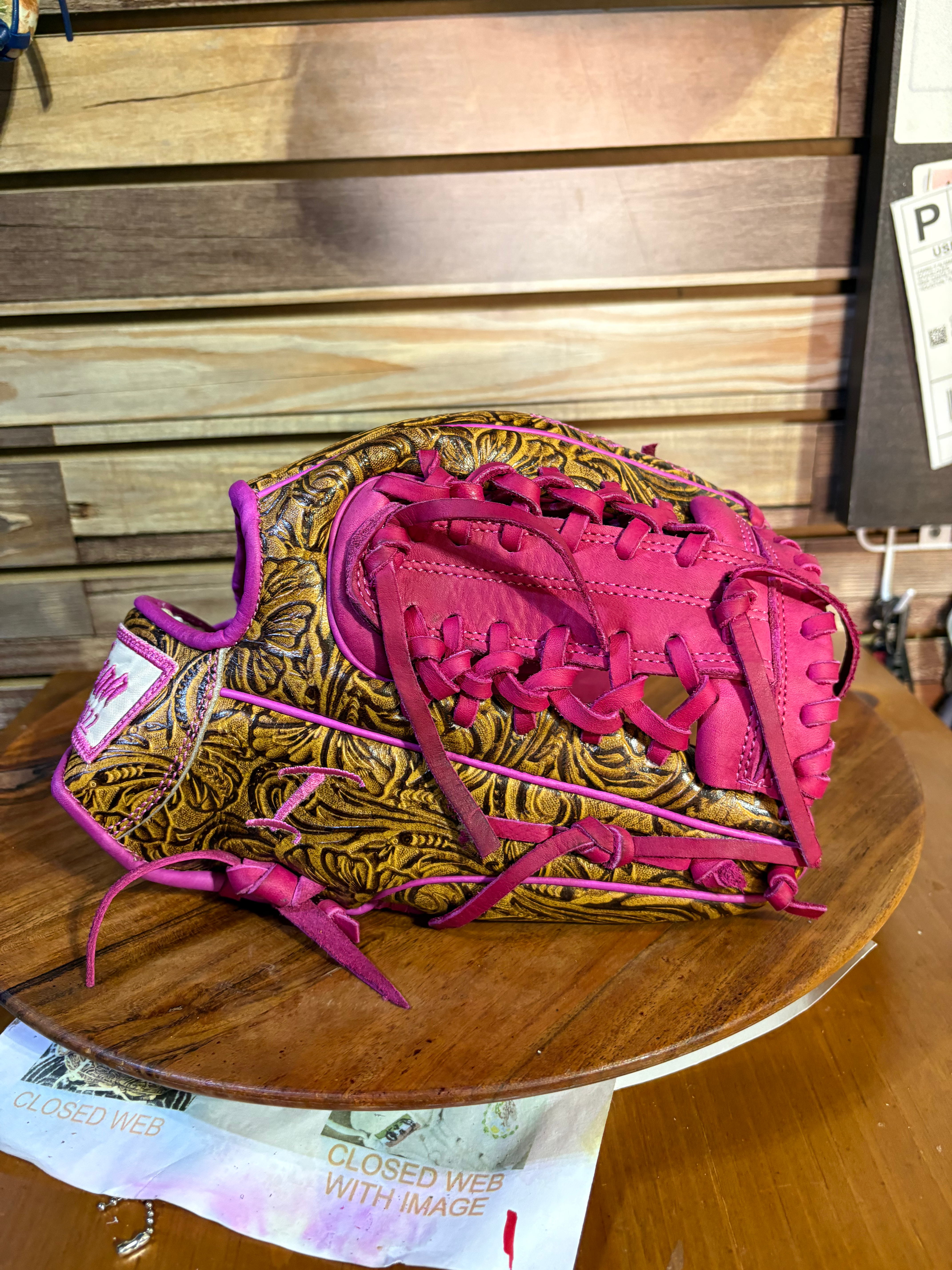 12.5” and 12” Vaquero honey, pink, trapeze web