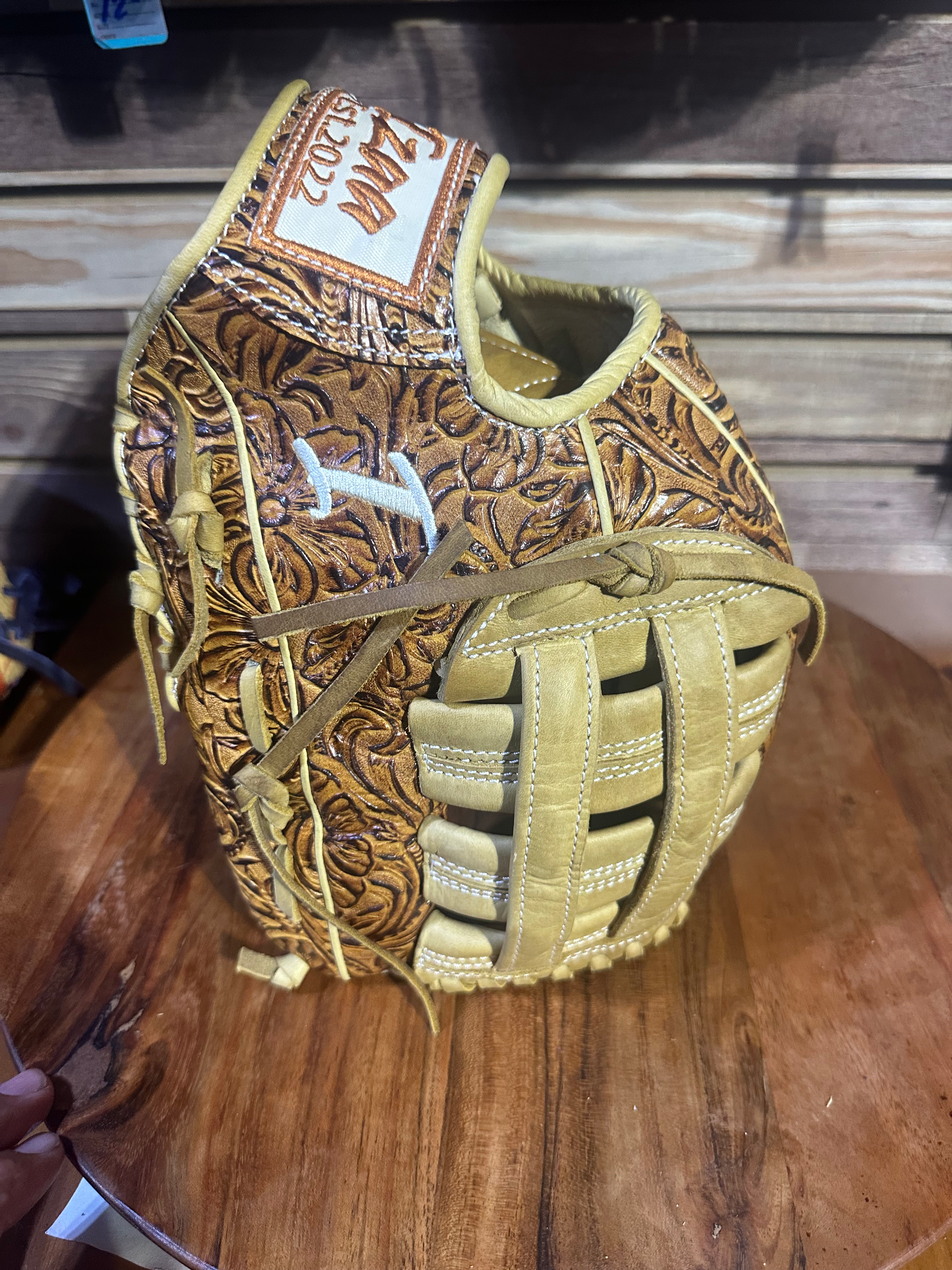 12.5”RHT, H-Web, Vaquer HoneyLeather - Baseball Softball Glove